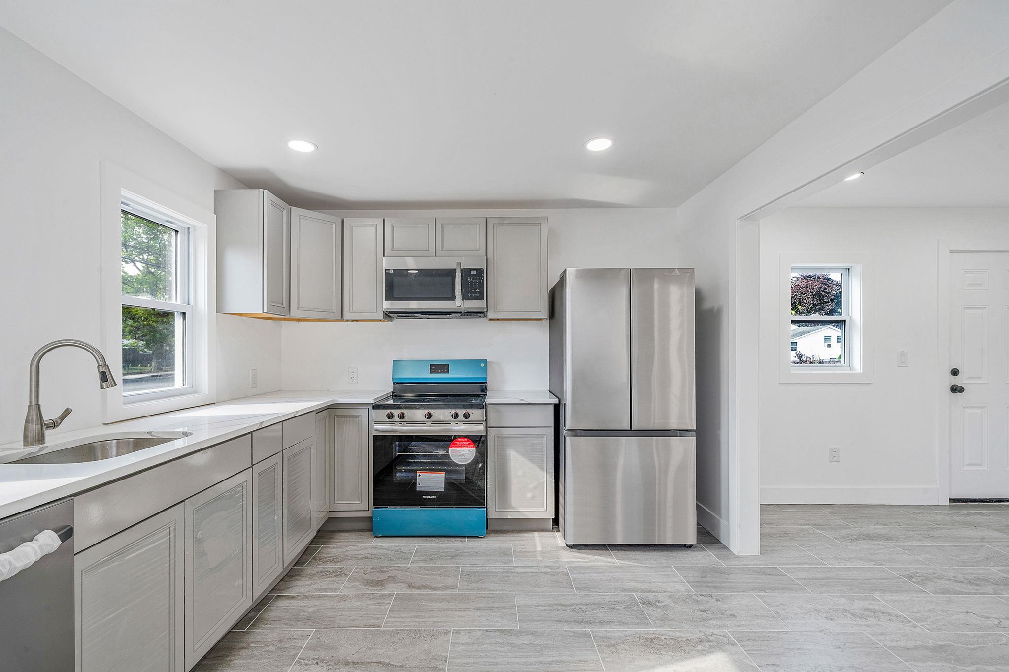 105 Commack Road, North Babylon, NY 11703