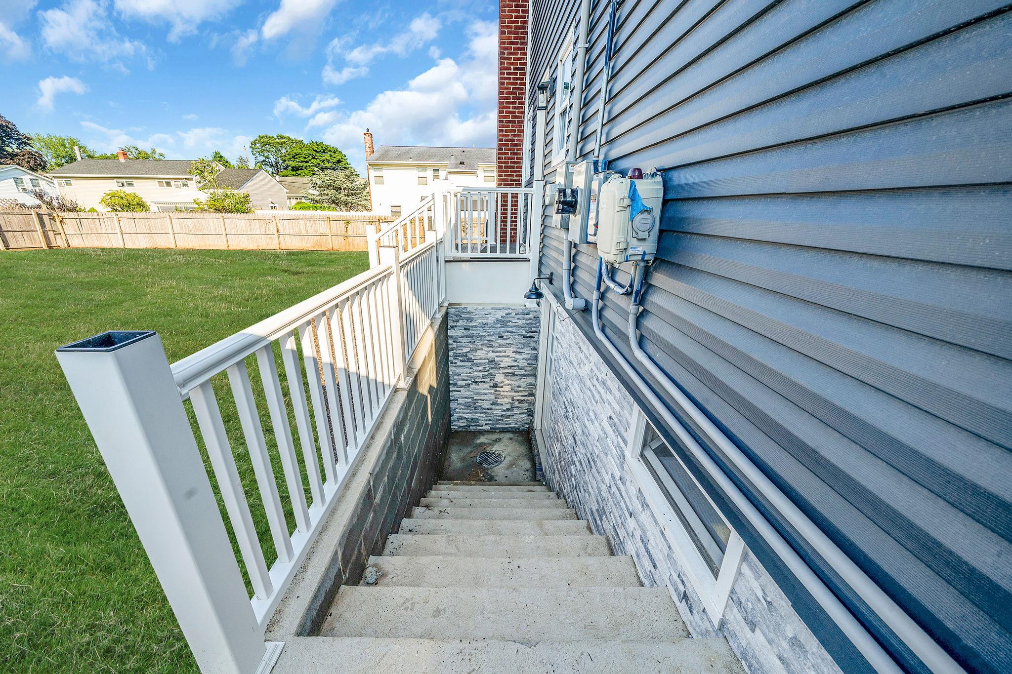 105 Commack Road, North Babylon, NY 11703