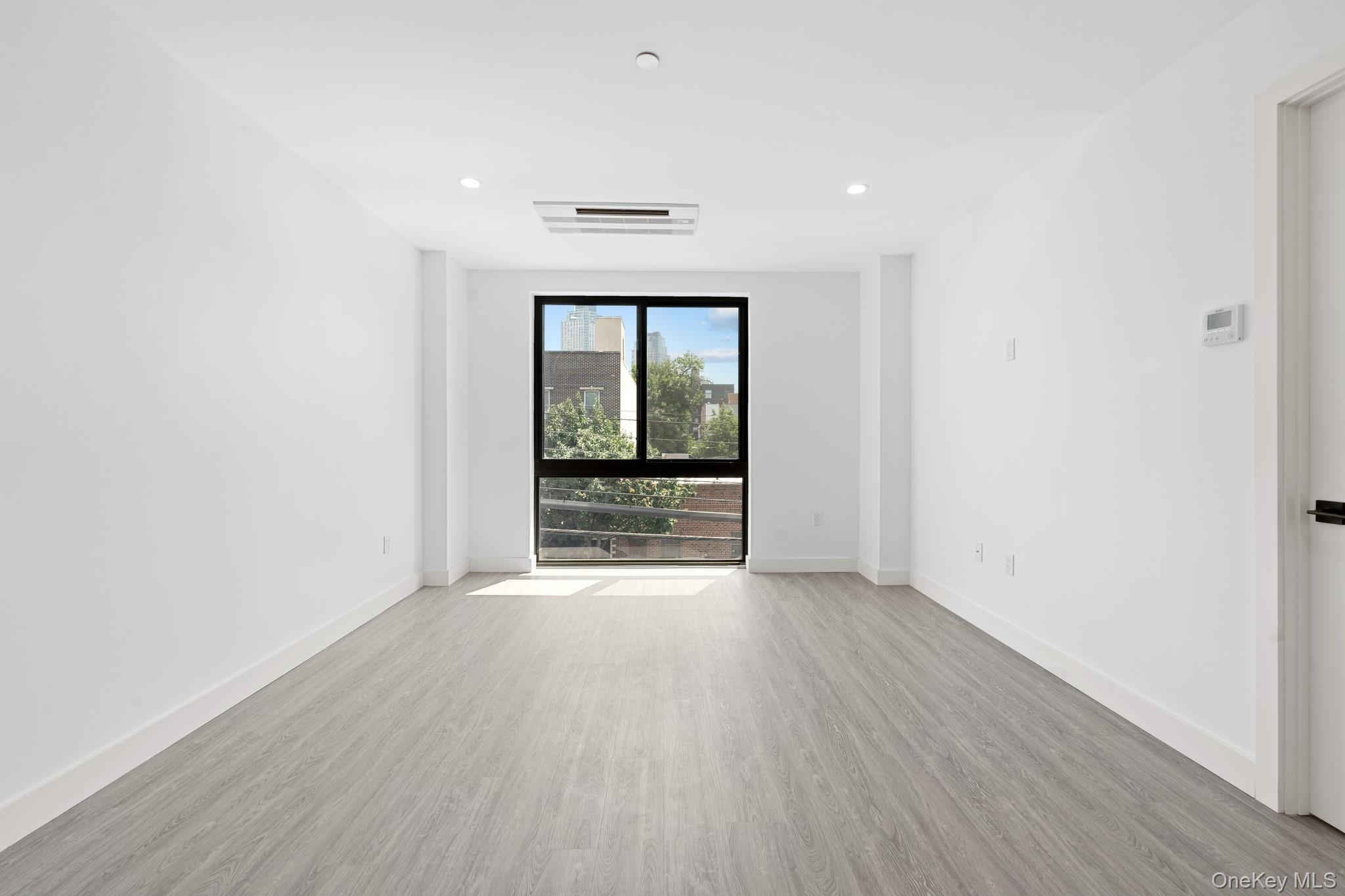 46-40 Vernon Boulevard # 3A, Long Island City, NY 11101