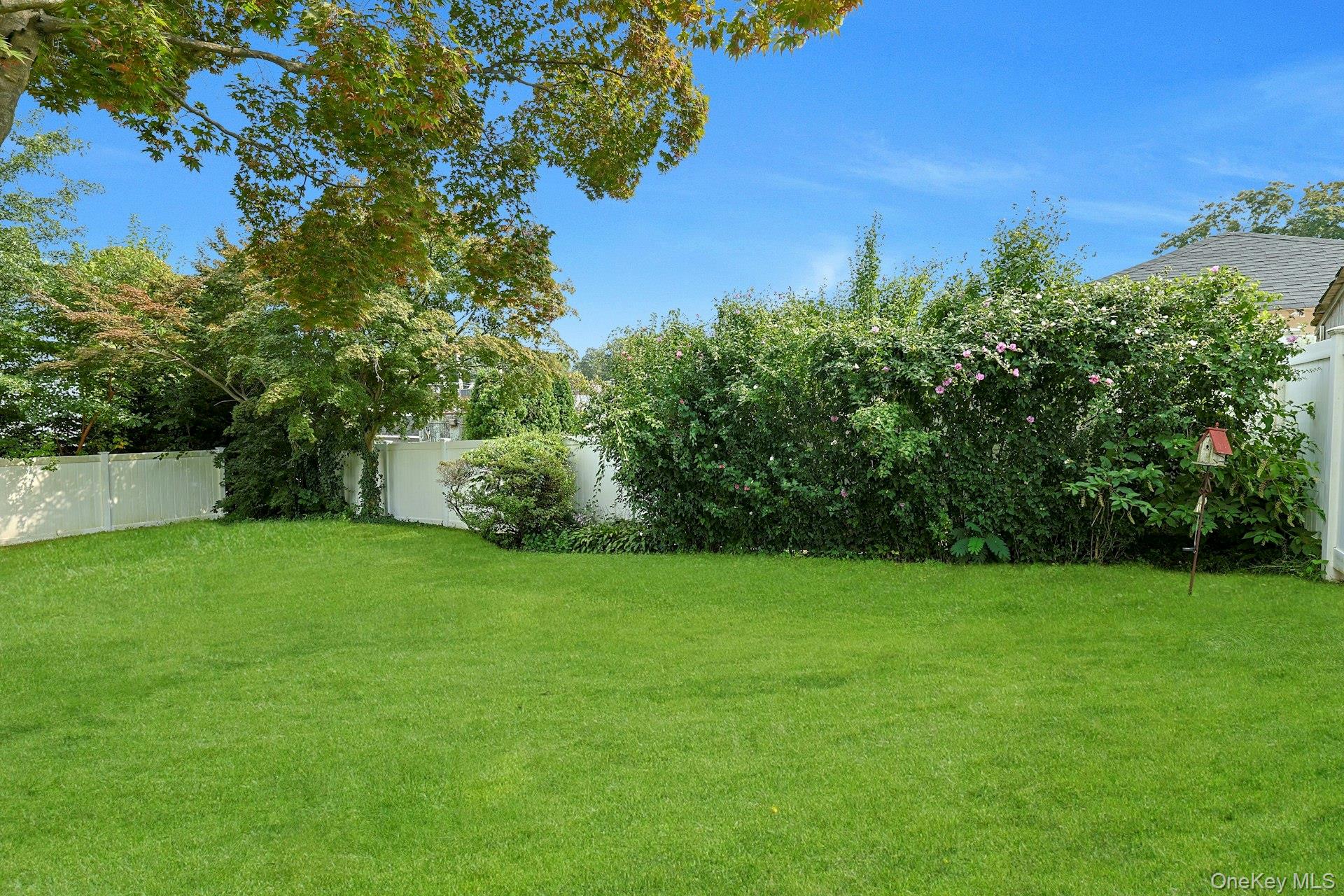 6 Clinton Street, Valhalla, NY 10595