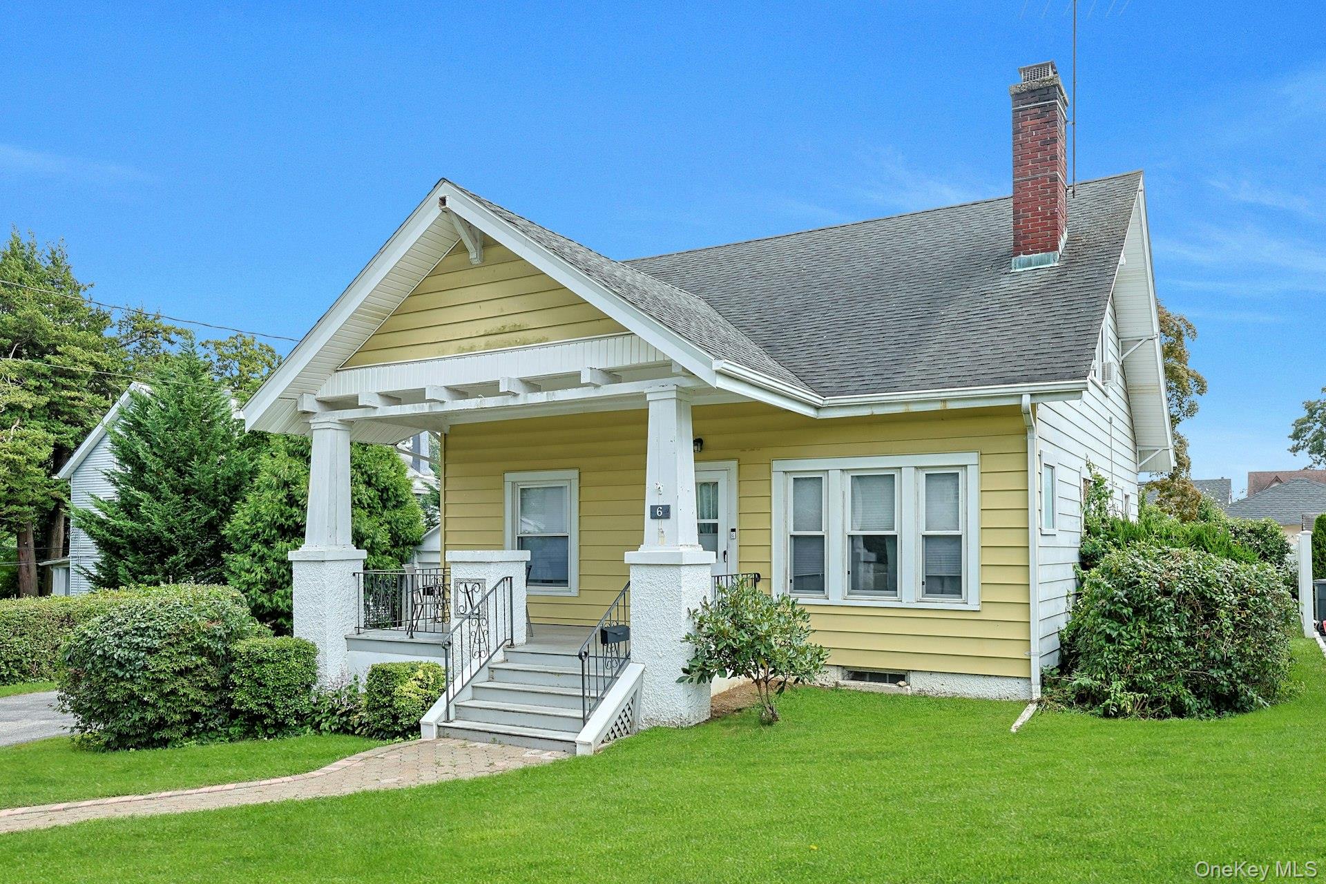 6 Clinton Street, Valhalla, NY 10595