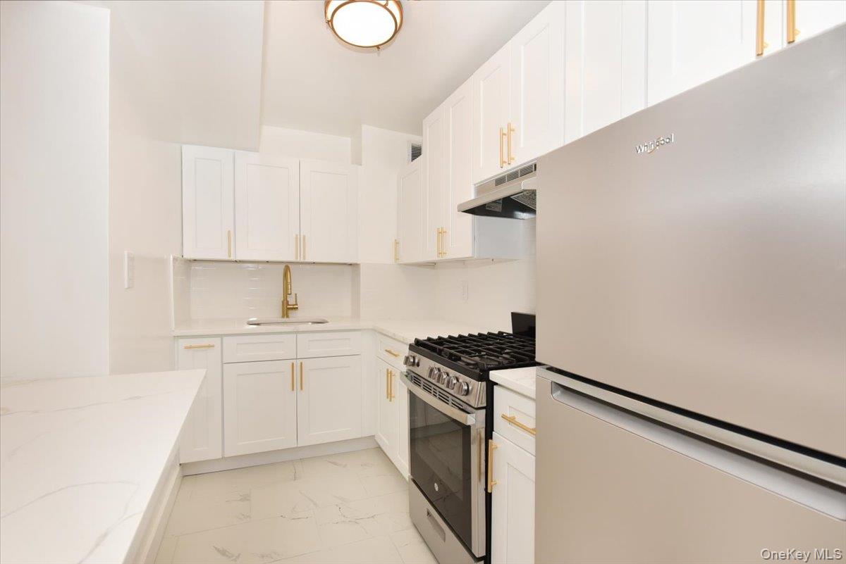 400 E 17th Street # 600, Brooklyn, NY 11226