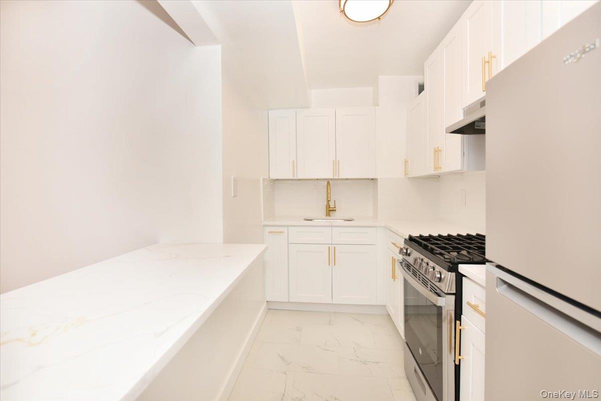 400 E 17th Street # 600, Brooklyn, NY 11226