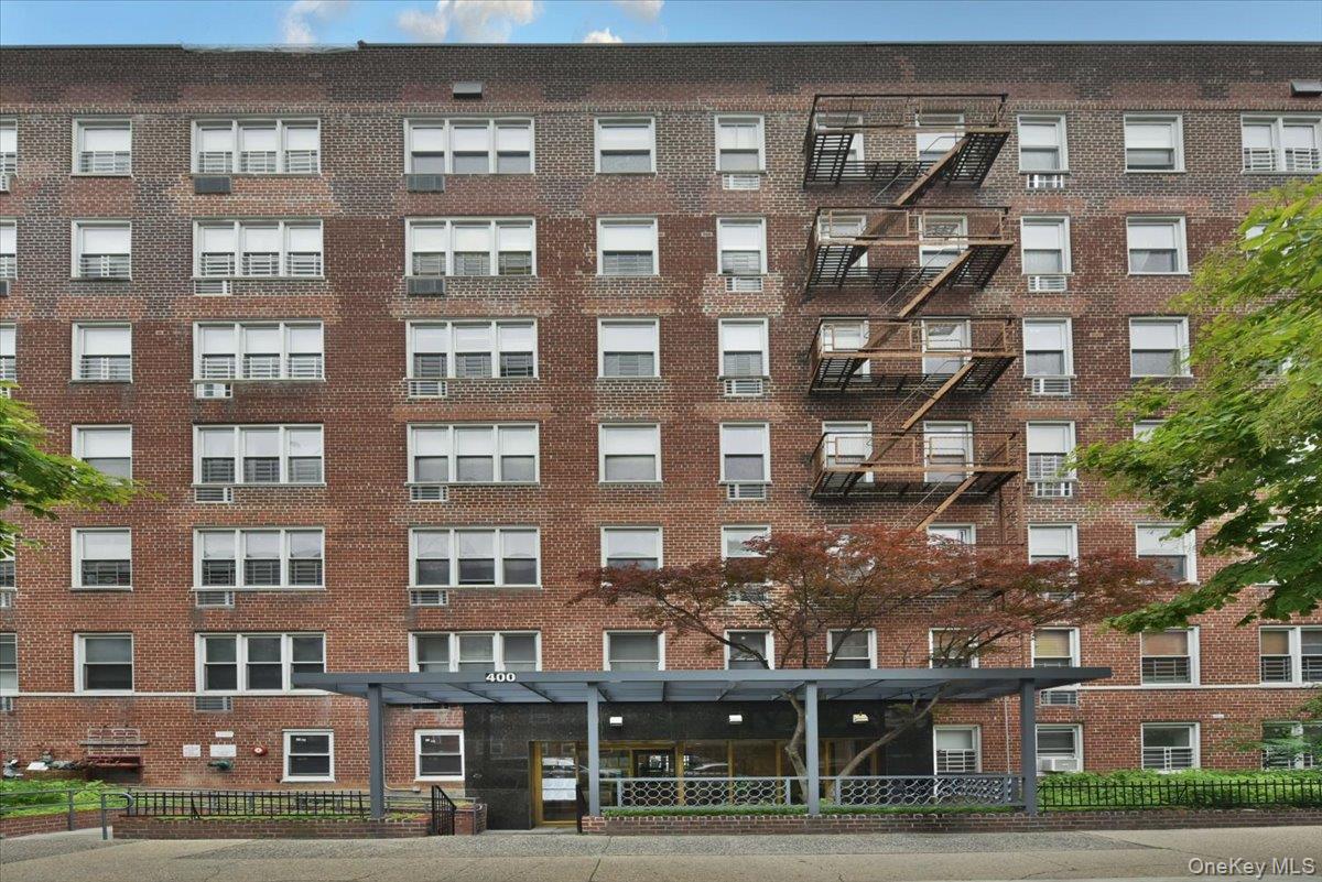 400 E 17th Street # 600, Brooklyn, NY 11226