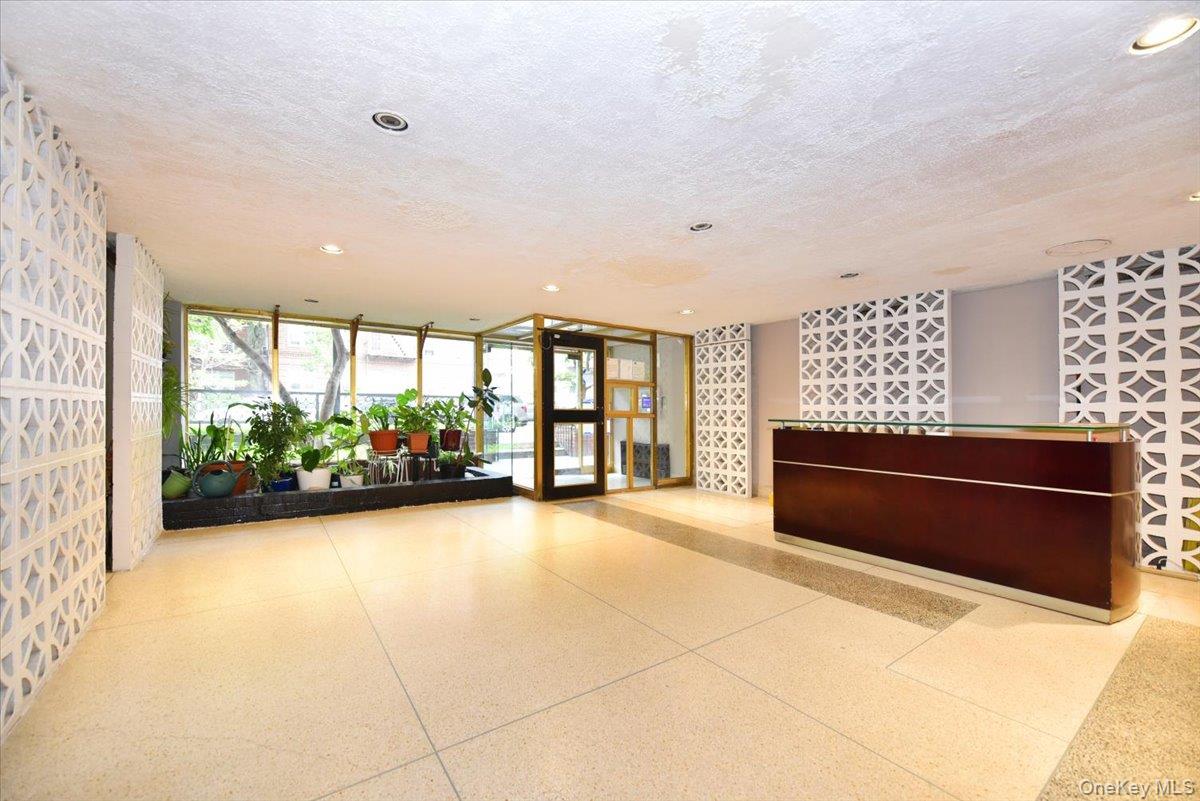 400 E 17th Street # 600, Brooklyn, NY 11226