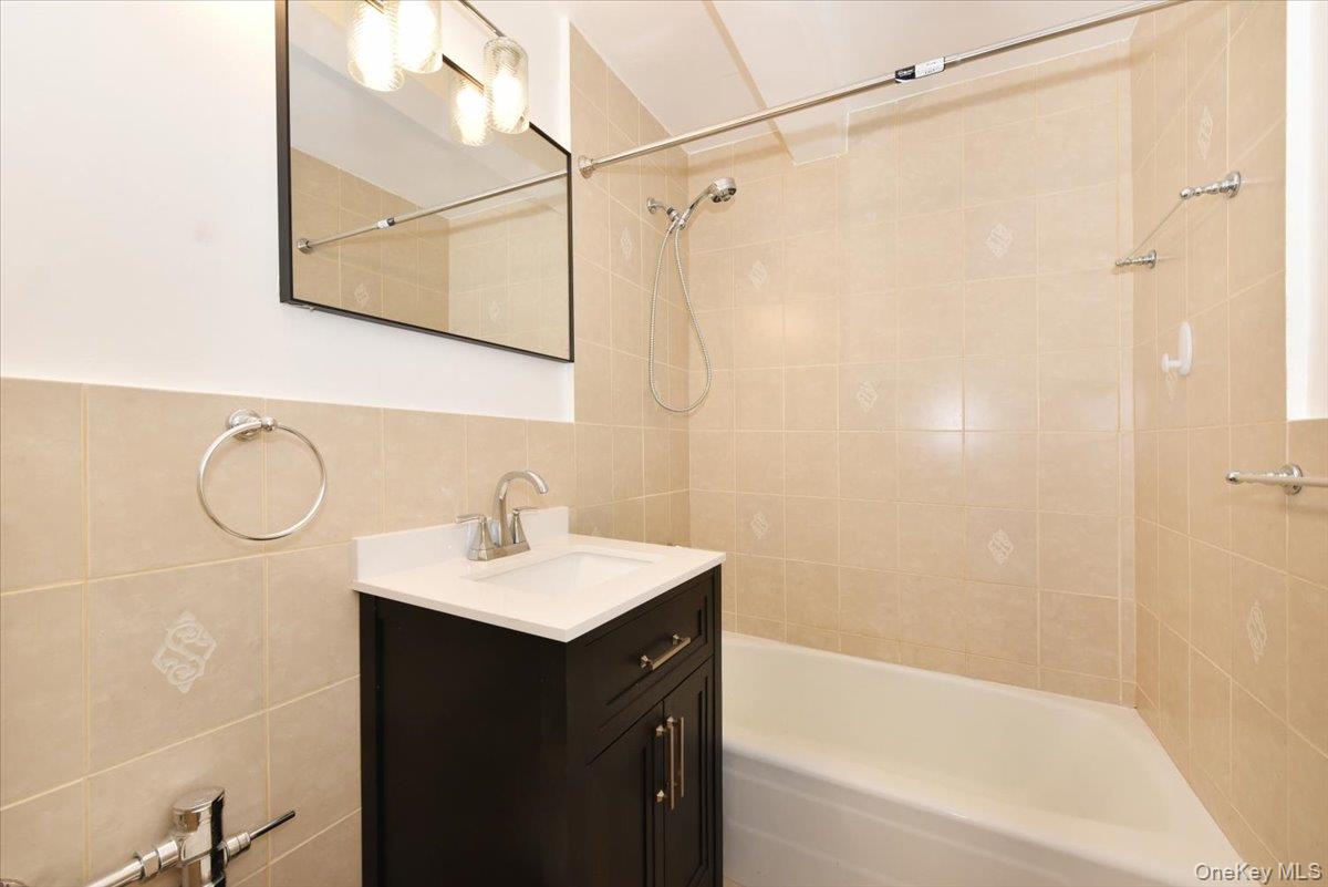 400 E 17th Street # 600, Brooklyn, NY 11226