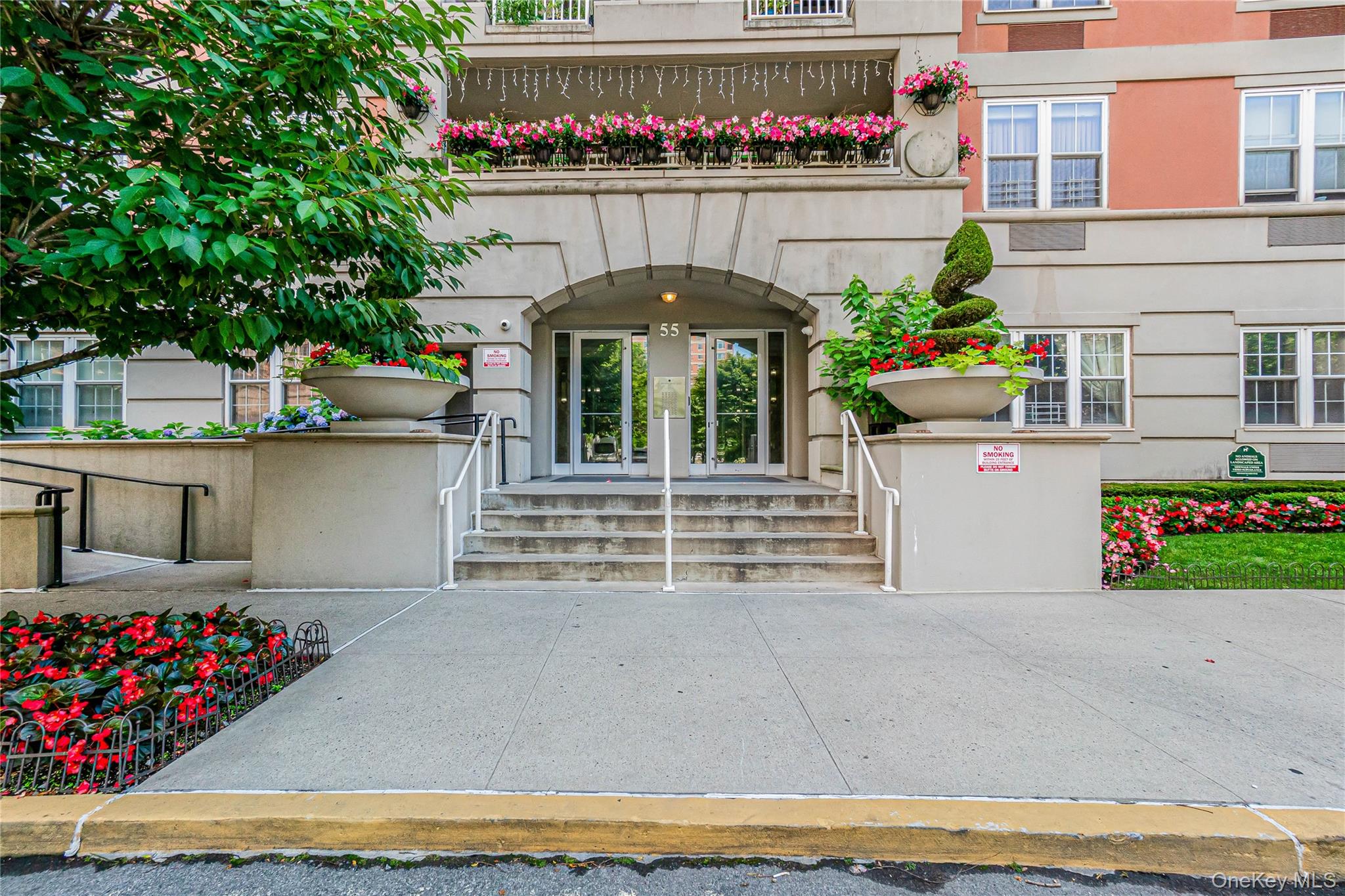 55 Oceana Drive E # 1B, Brooklyn, NY 11235