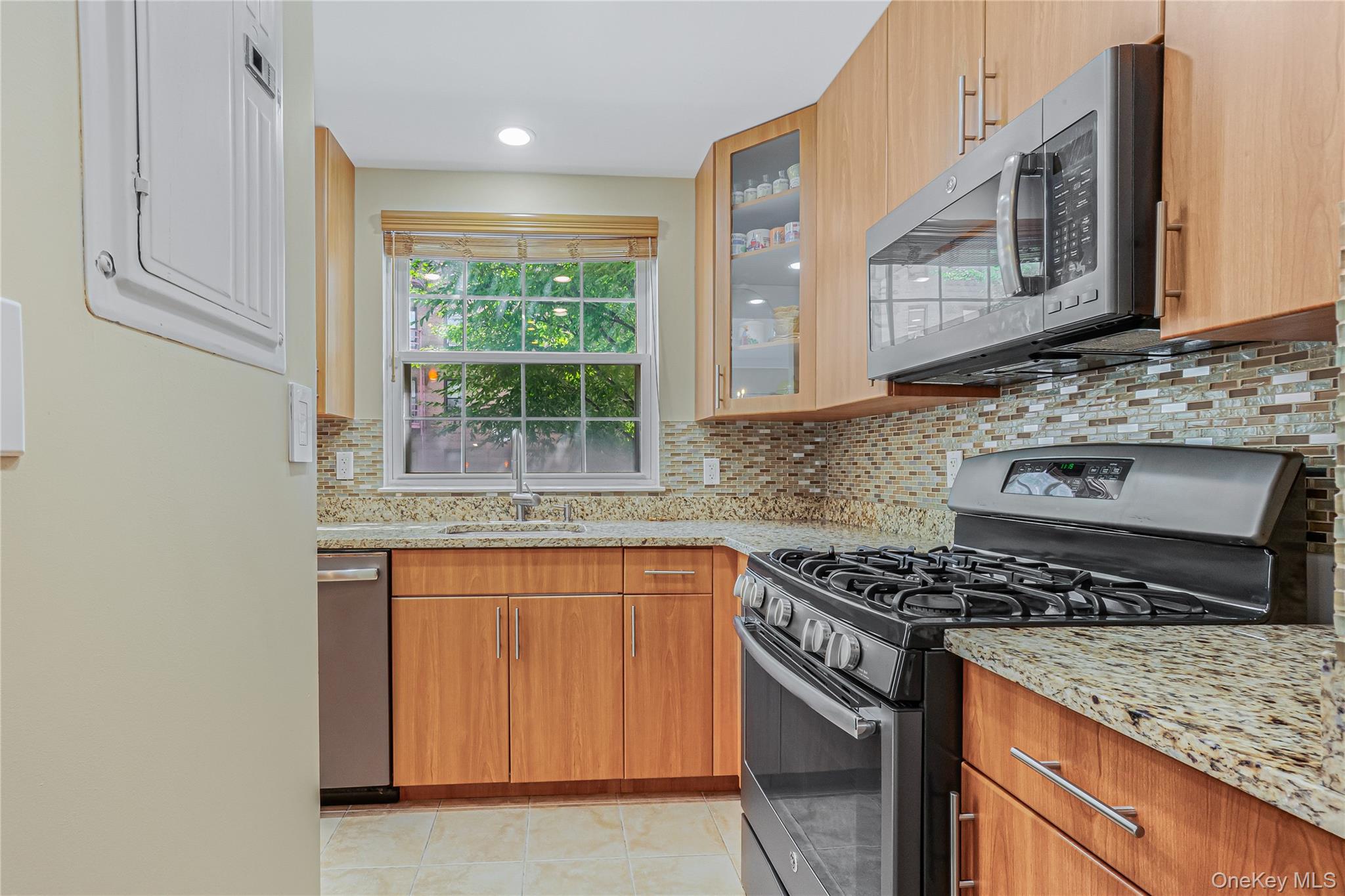 55 Oceana Drive E # 1B, Brooklyn, NY 11235