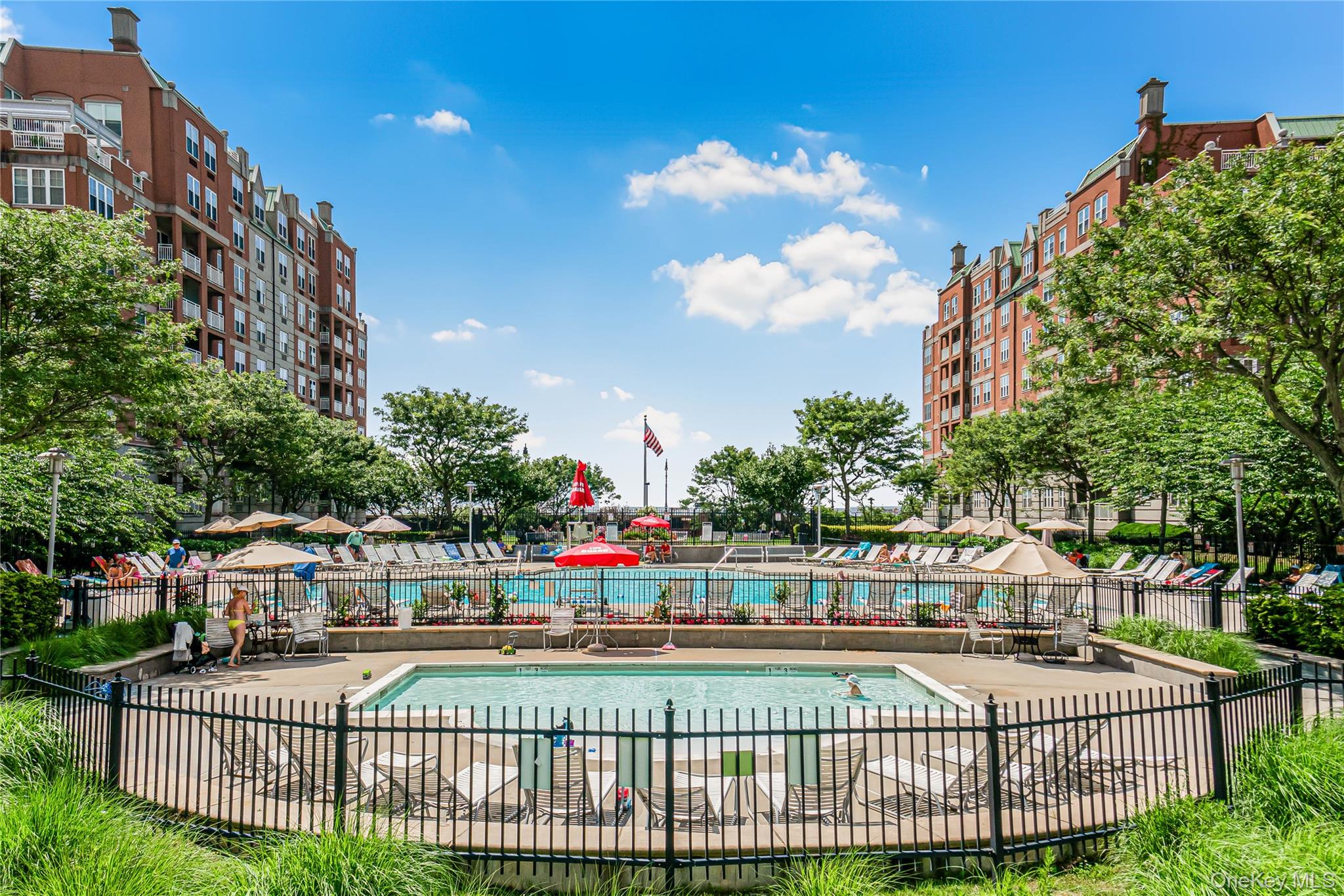 55 Oceana Drive E # 1B, Brooklyn, NY 11235