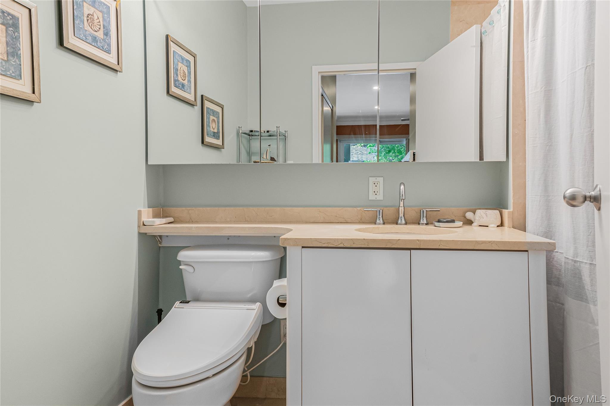 55 Oceana Drive E # 1B, Brooklyn, NY 11235