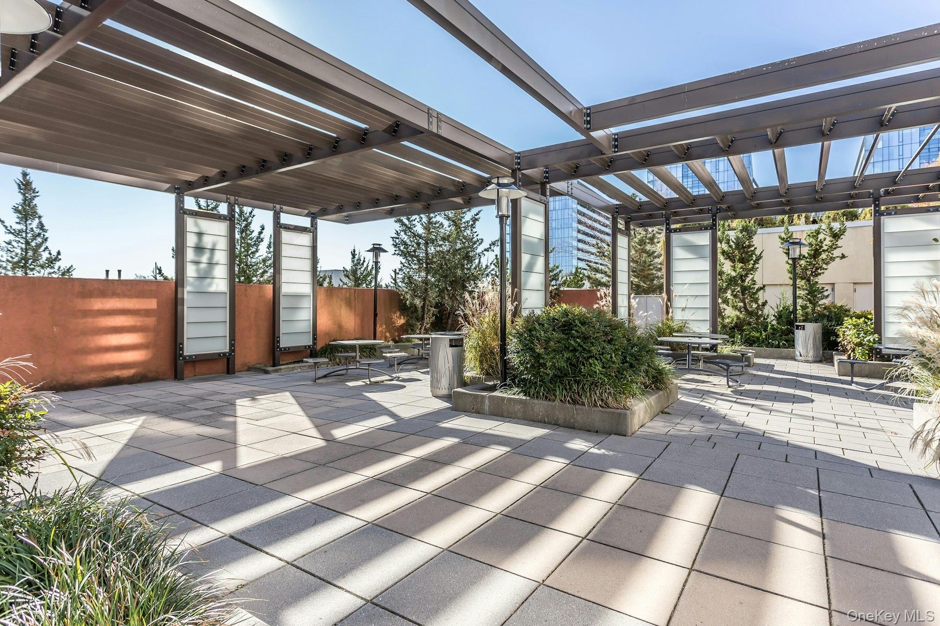 131-03 40th Road # 10E, Flushing, NY 11354