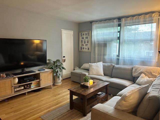 199-39 19th Avenue # Upper, Whitestone, NY 11357