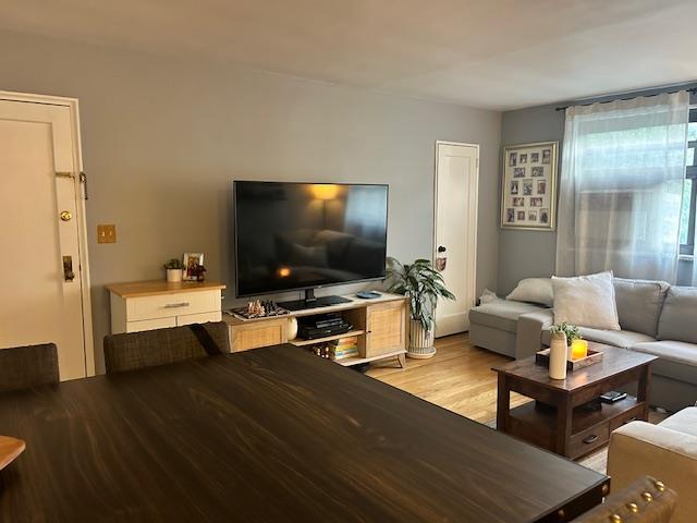 199-39 19th Avenue # Upper, Whitestone, NY 11357