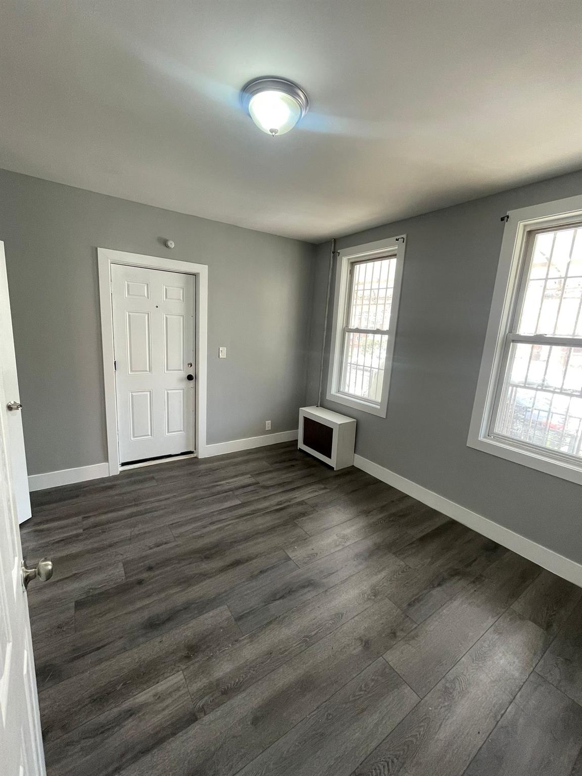 1038 E 224 Street, Bronx, NY 10466