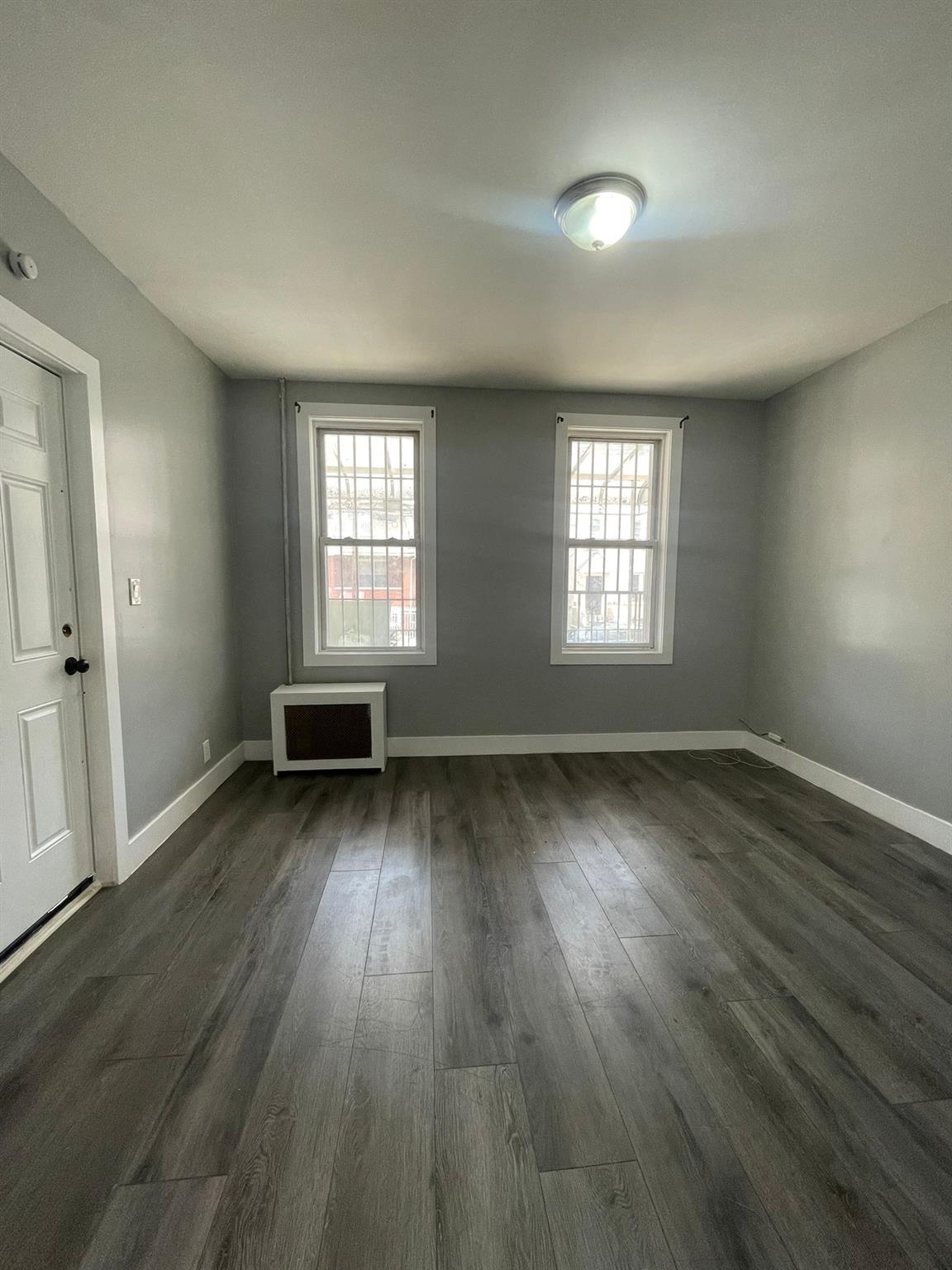 1038 E 224 Street, Bronx, NY 10466