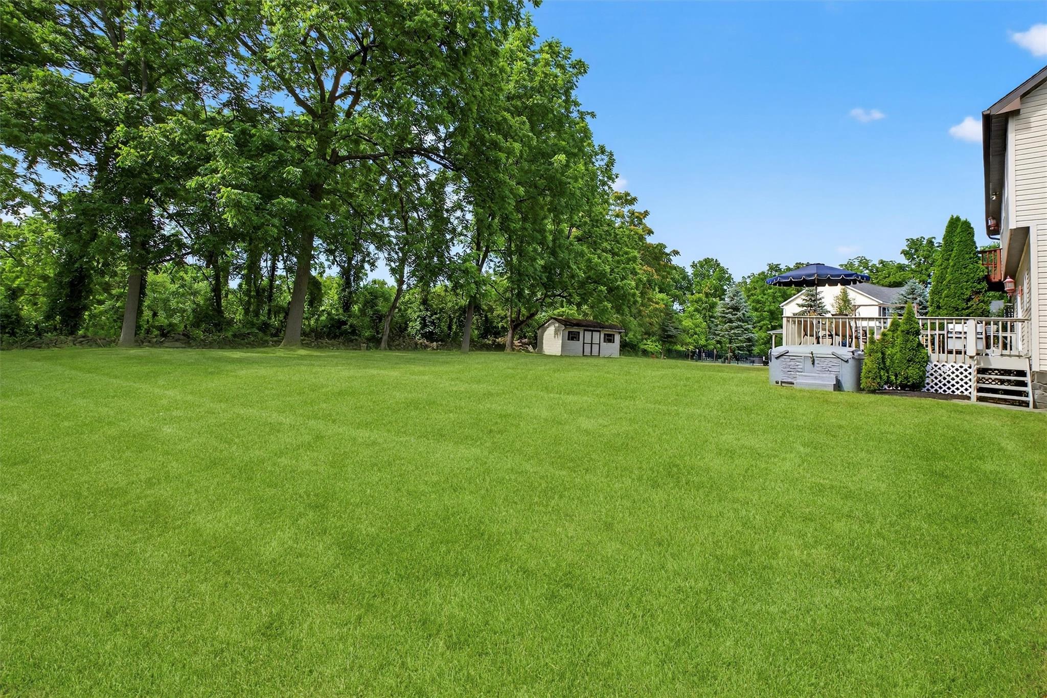 70 Hosner Mountain Road, Hopewell Junction, NY 12533