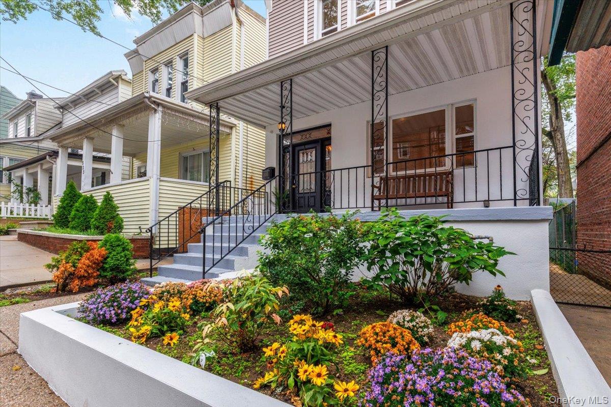 525 E 235th Street, Bronx, NY 10470