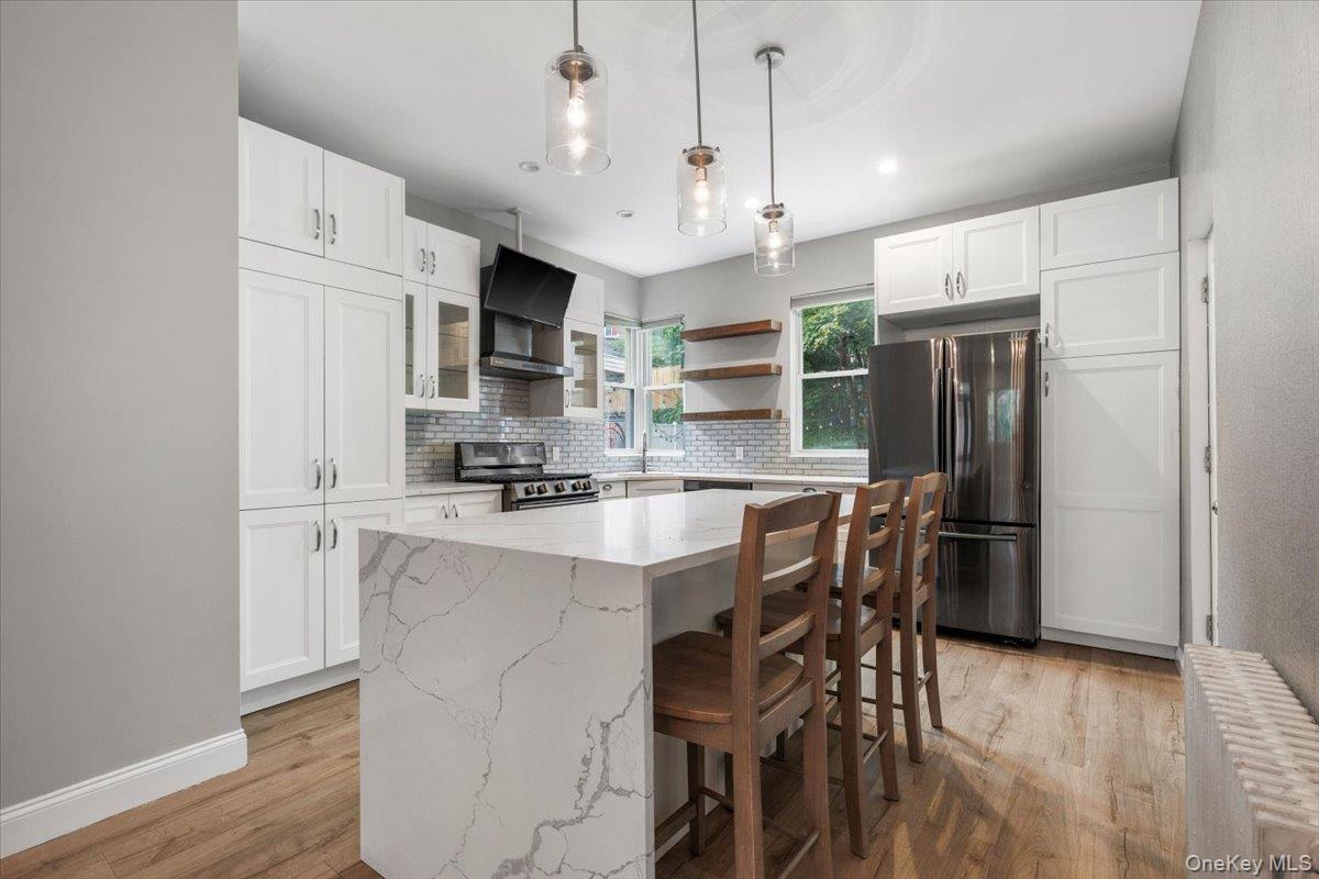 525 E 235th Street, Bronx, NY 10470