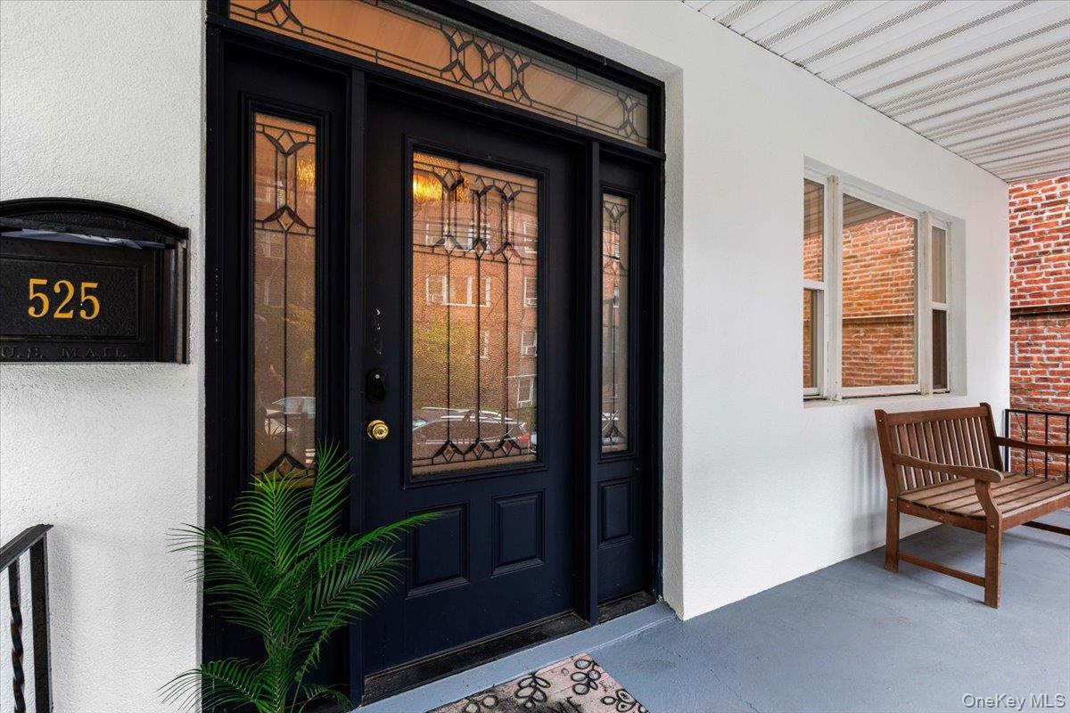 525 E 235th Street, Bronx, NY 10470