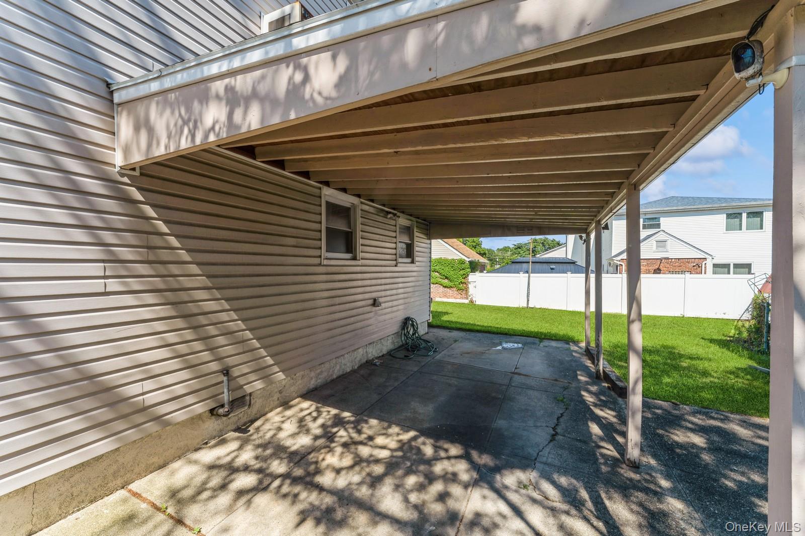 220 Elzey Ave., Elmont, NY 11003