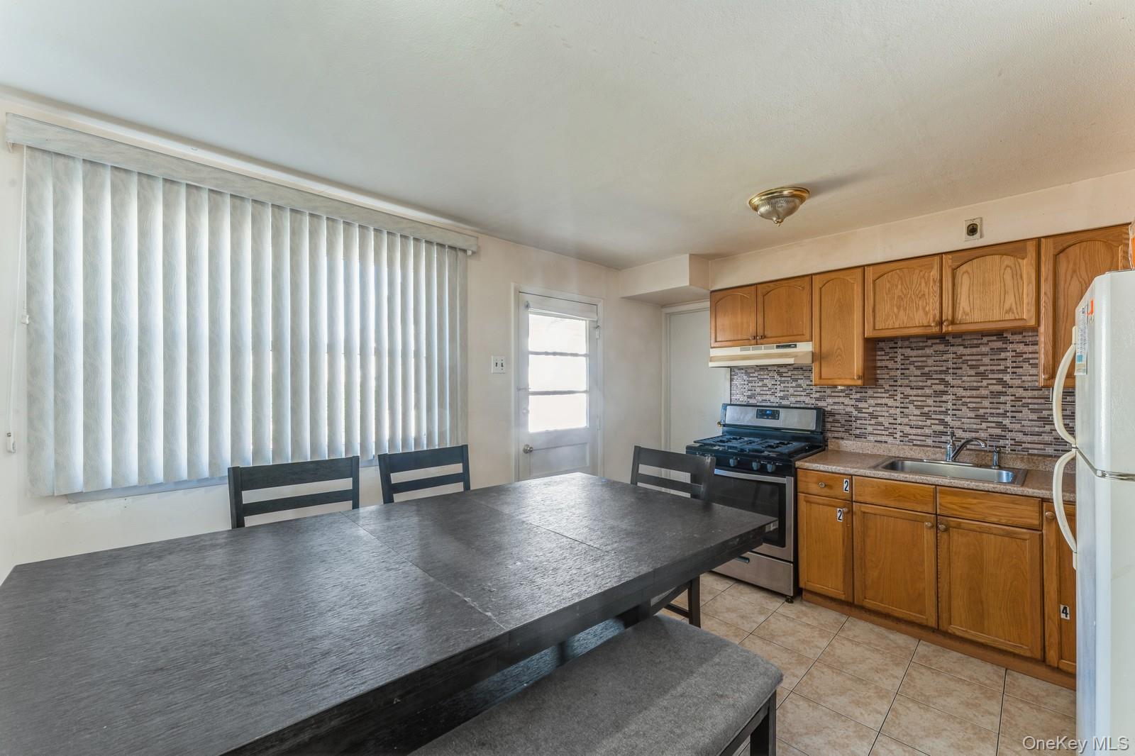 220 Elzey Ave., Elmont, NY 11003