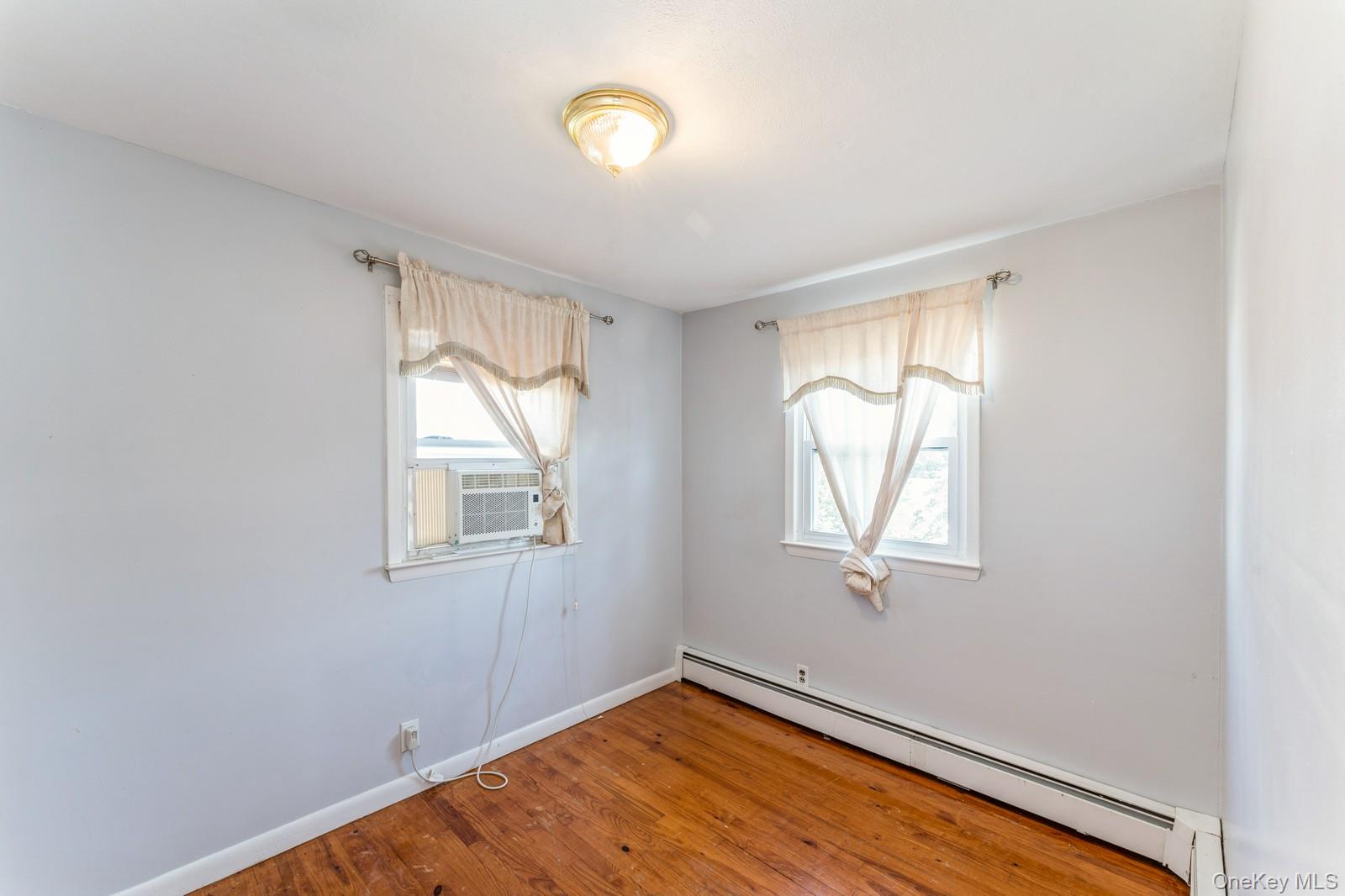 220 Elzey Ave., Elmont, NY 11003