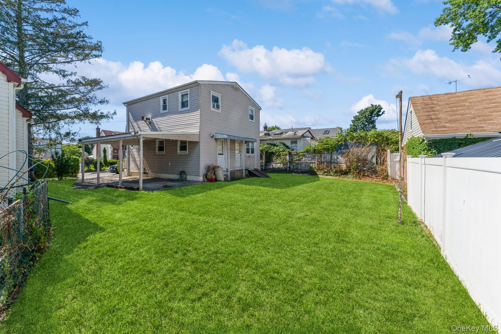 220 Elzey Ave., Elmont, NY 11003