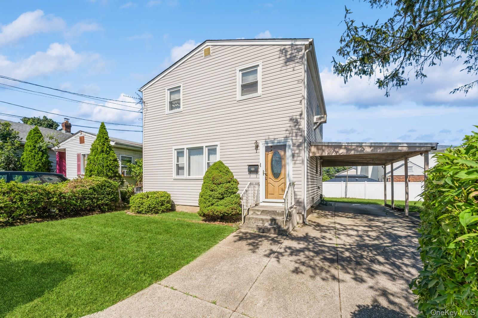 220 Elzey Ave., Elmont, NY 11003