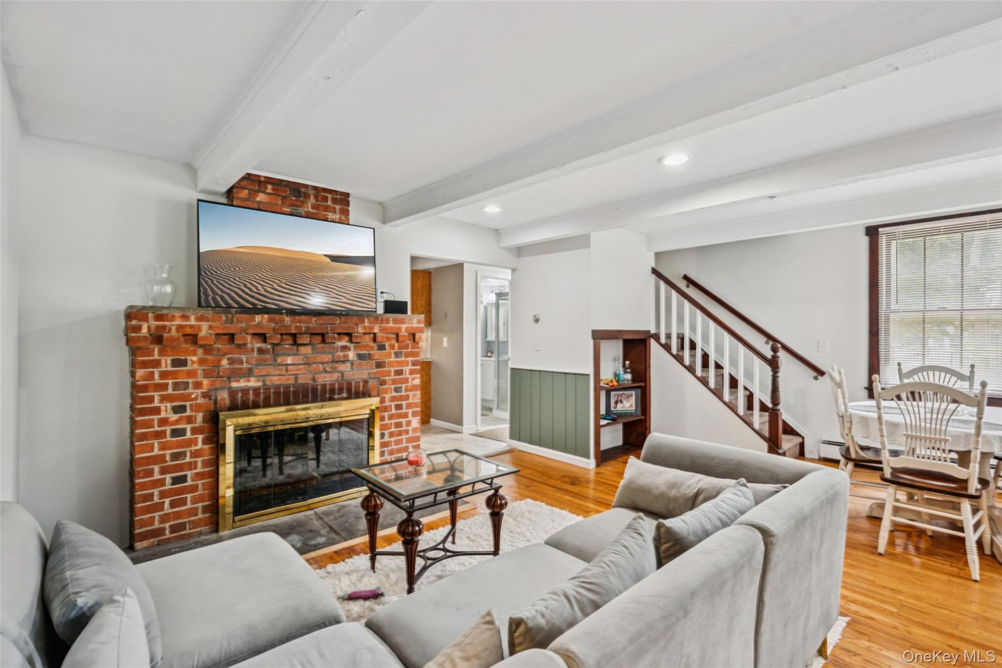4 Poplar Avenue, Stony Brook, NY 11790