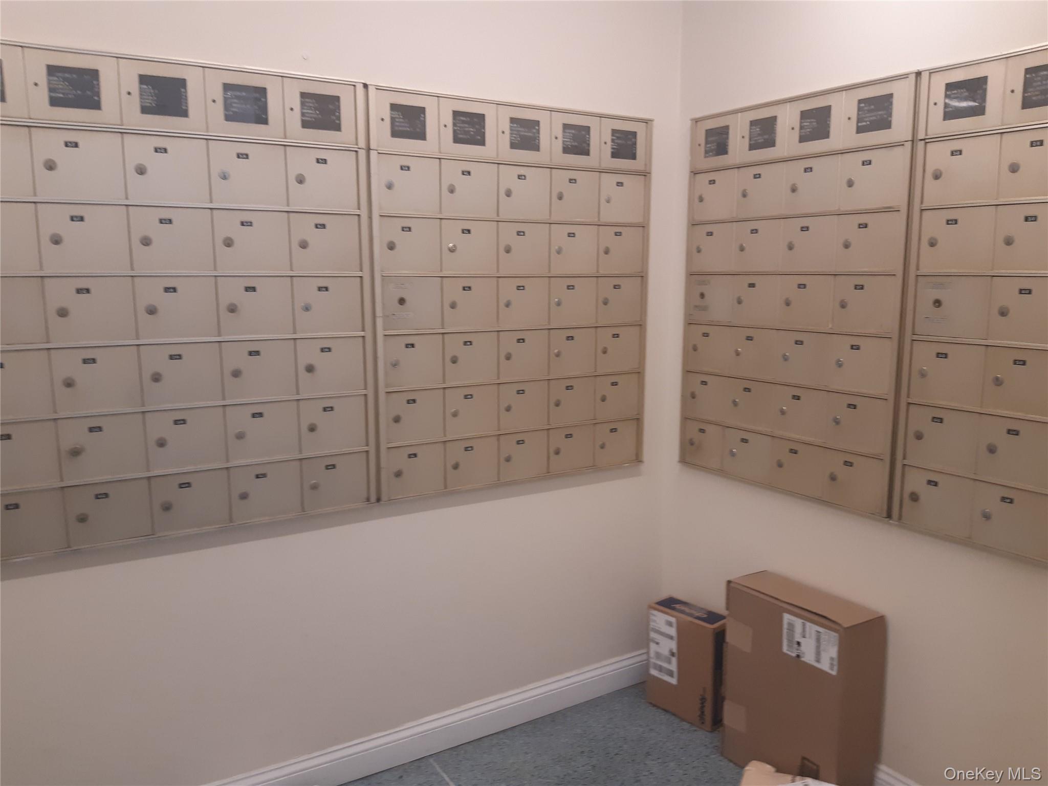 54-40 Little Neck Parkway # 4M, Little Neck, NY 11362