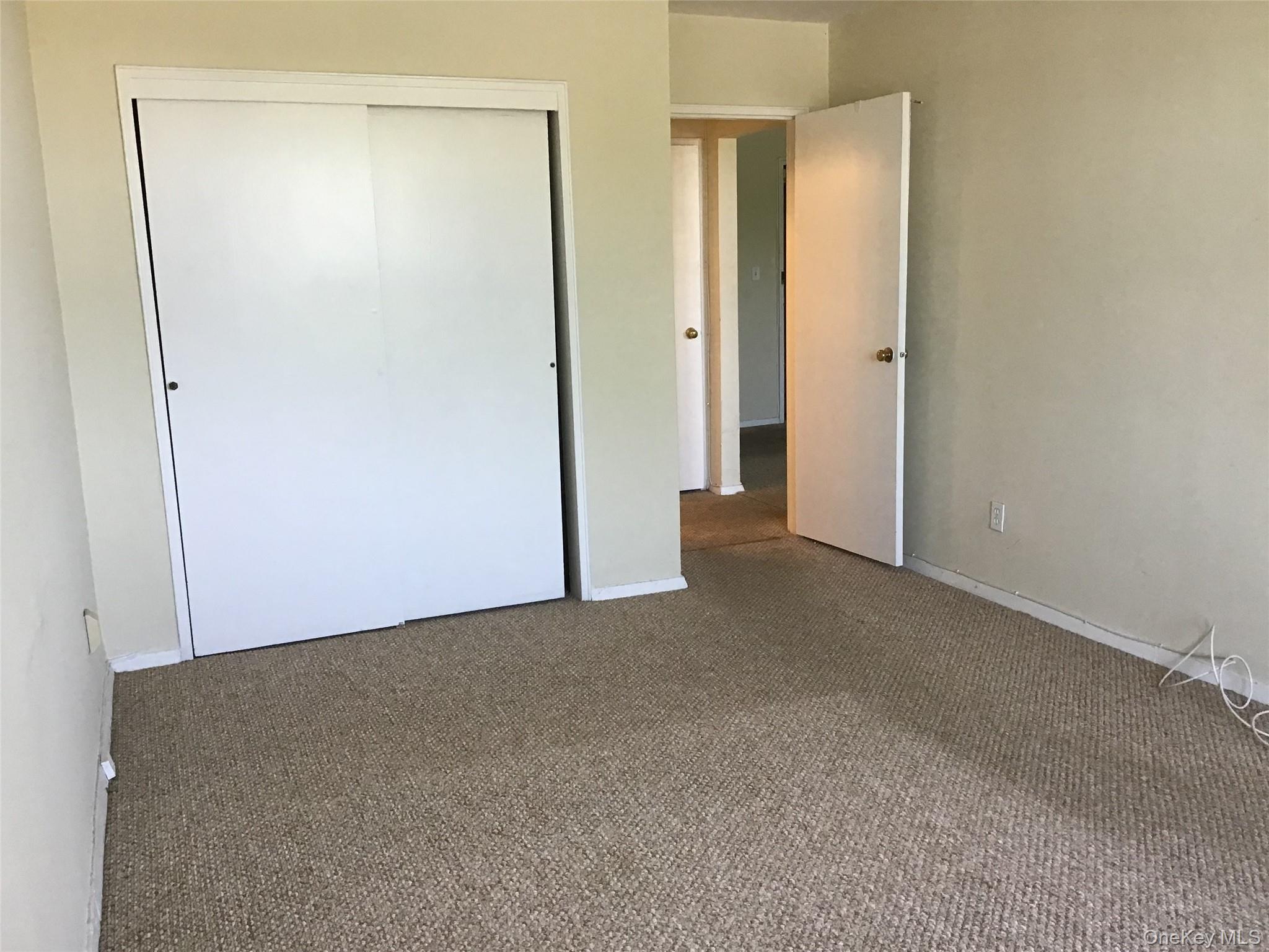 54-40 Little Neck Parkway # 4M, Little Neck, NY 11362