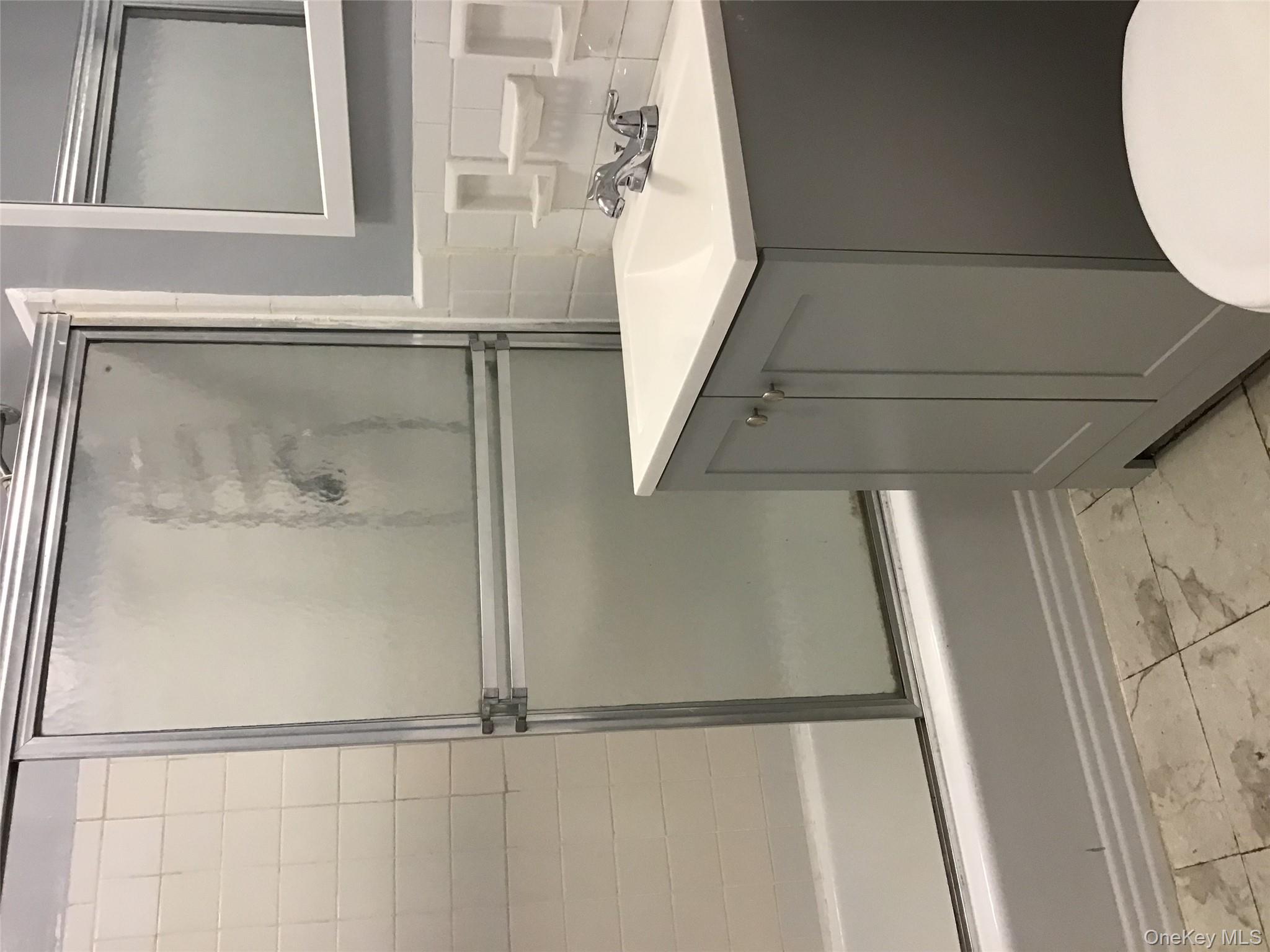 54-40 Little Neck Parkway # 4M, Little Neck, NY 11362