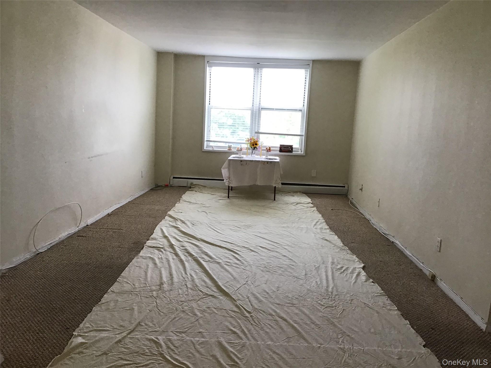 54-40 Little Neck Parkway # 4M, Little Neck, NY 11362