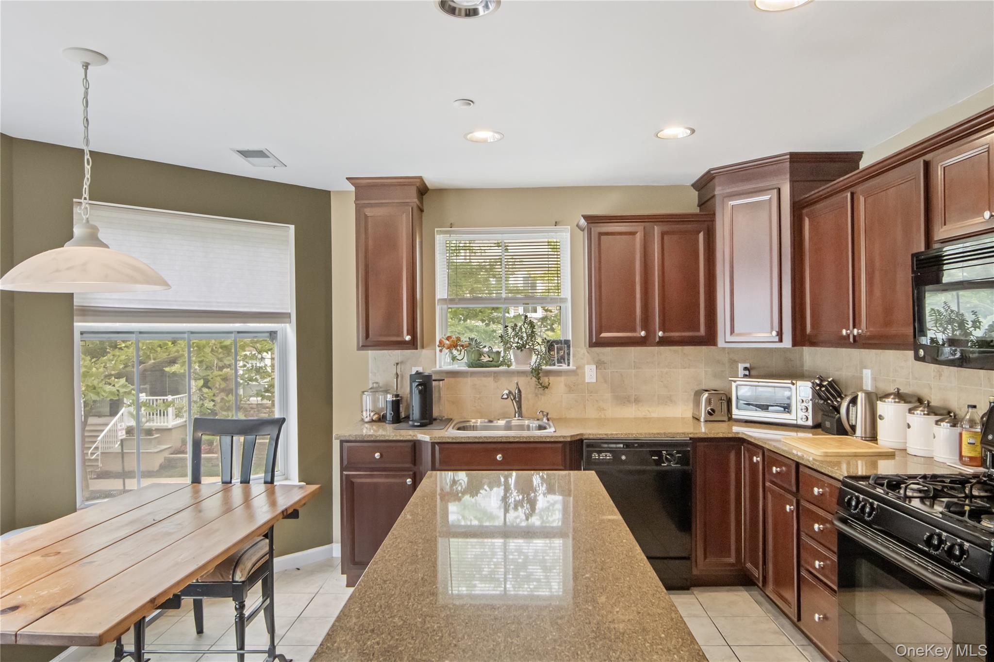 2 Leeward Drive, Haverstraw, NY 10927