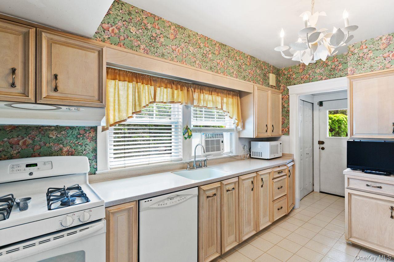 117 Perth Avenue, New Rochelle, NY 10804