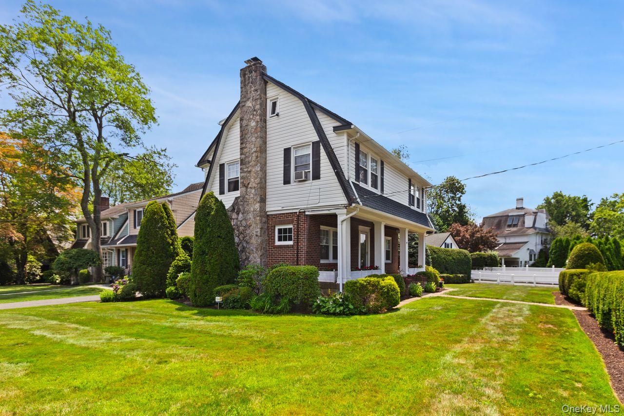 117 Perth Avenue, New Rochelle, NY 10804