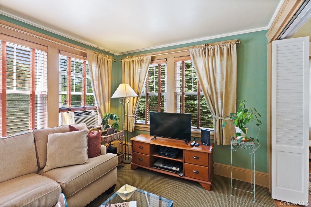 117 Perth Avenue, New Rochelle, NY 10804