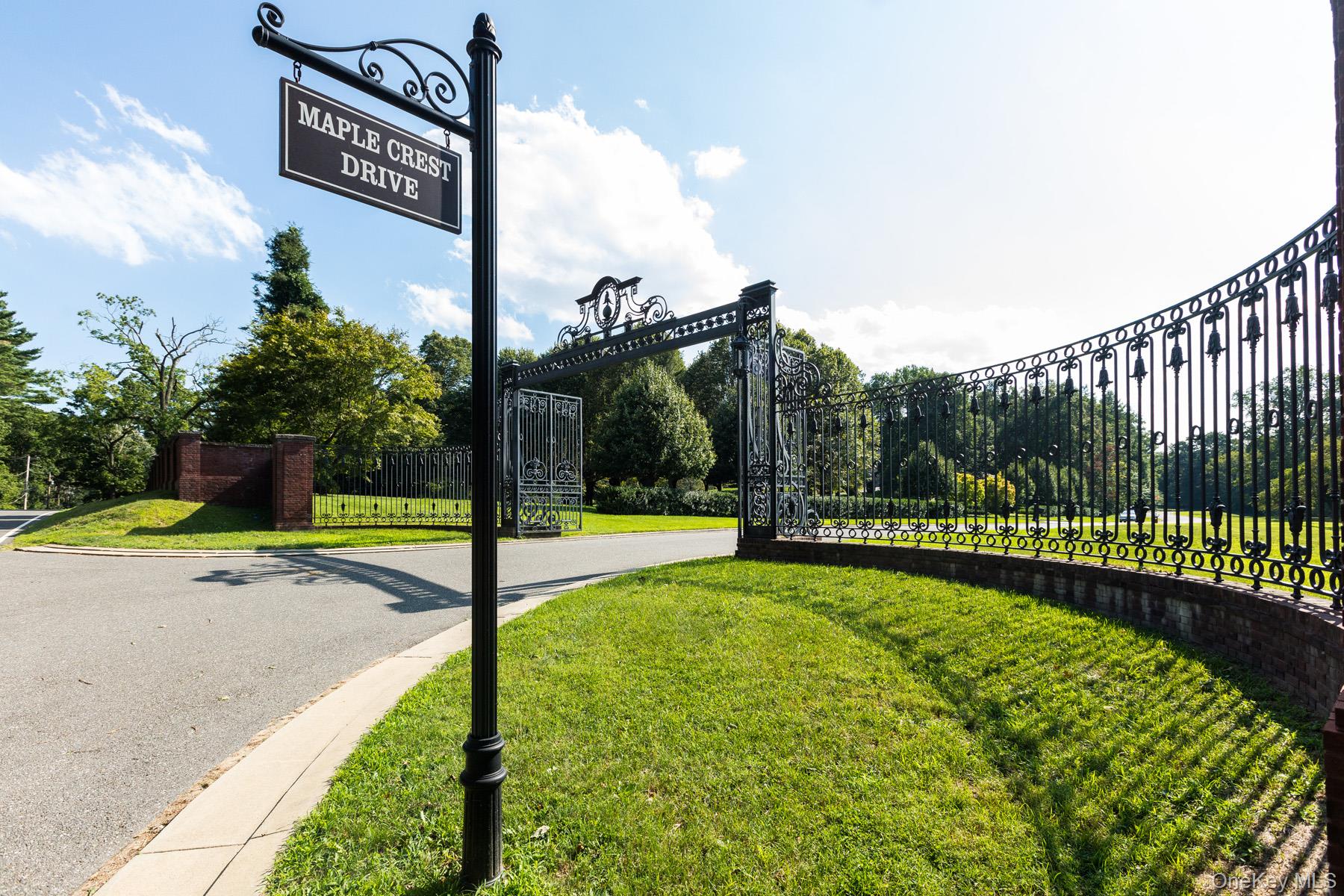 Maple Crest Drive, Old Westbury, NY 11568
