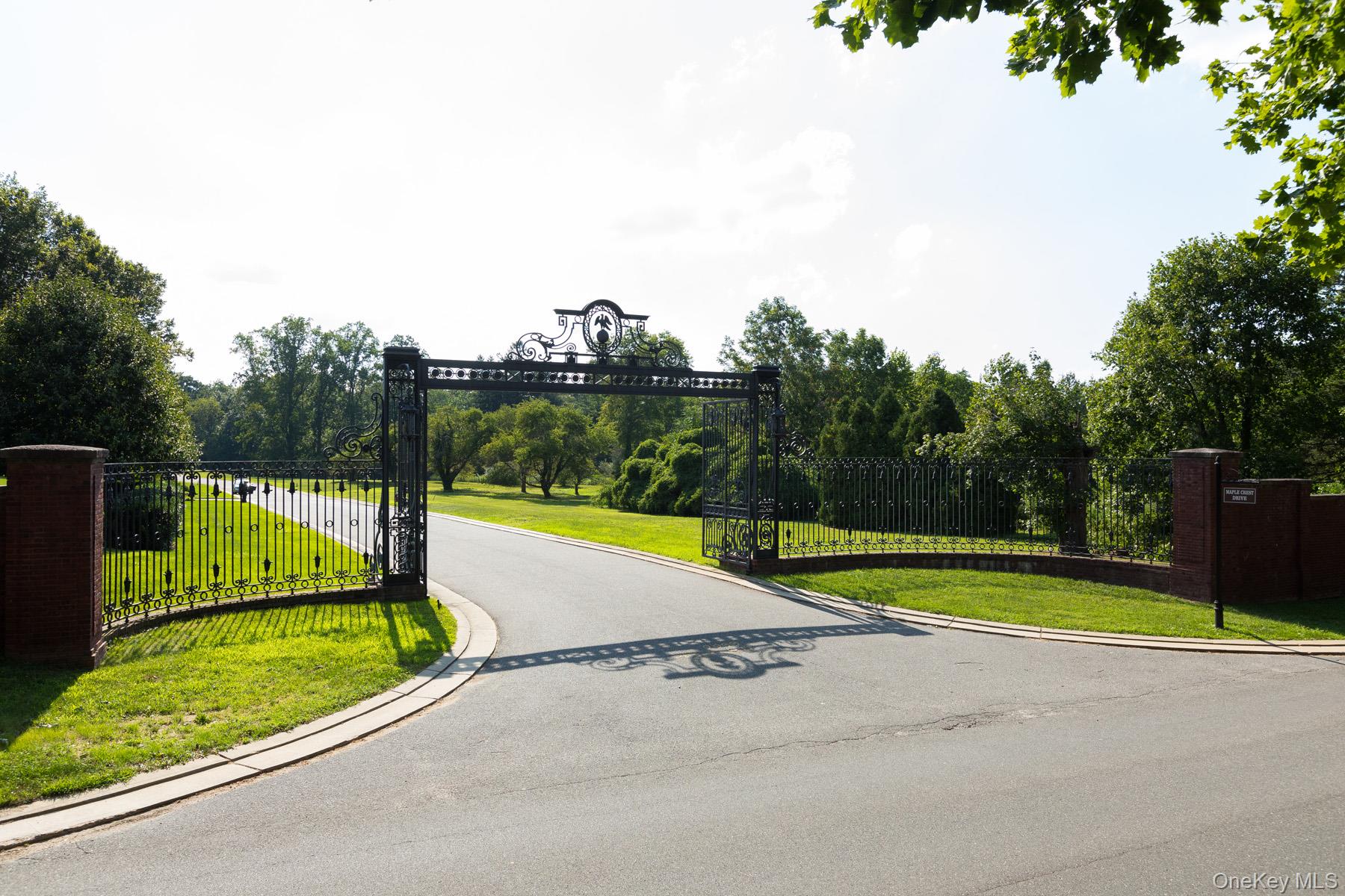 Maple Crest Drive, Old Westbury, NY 11568