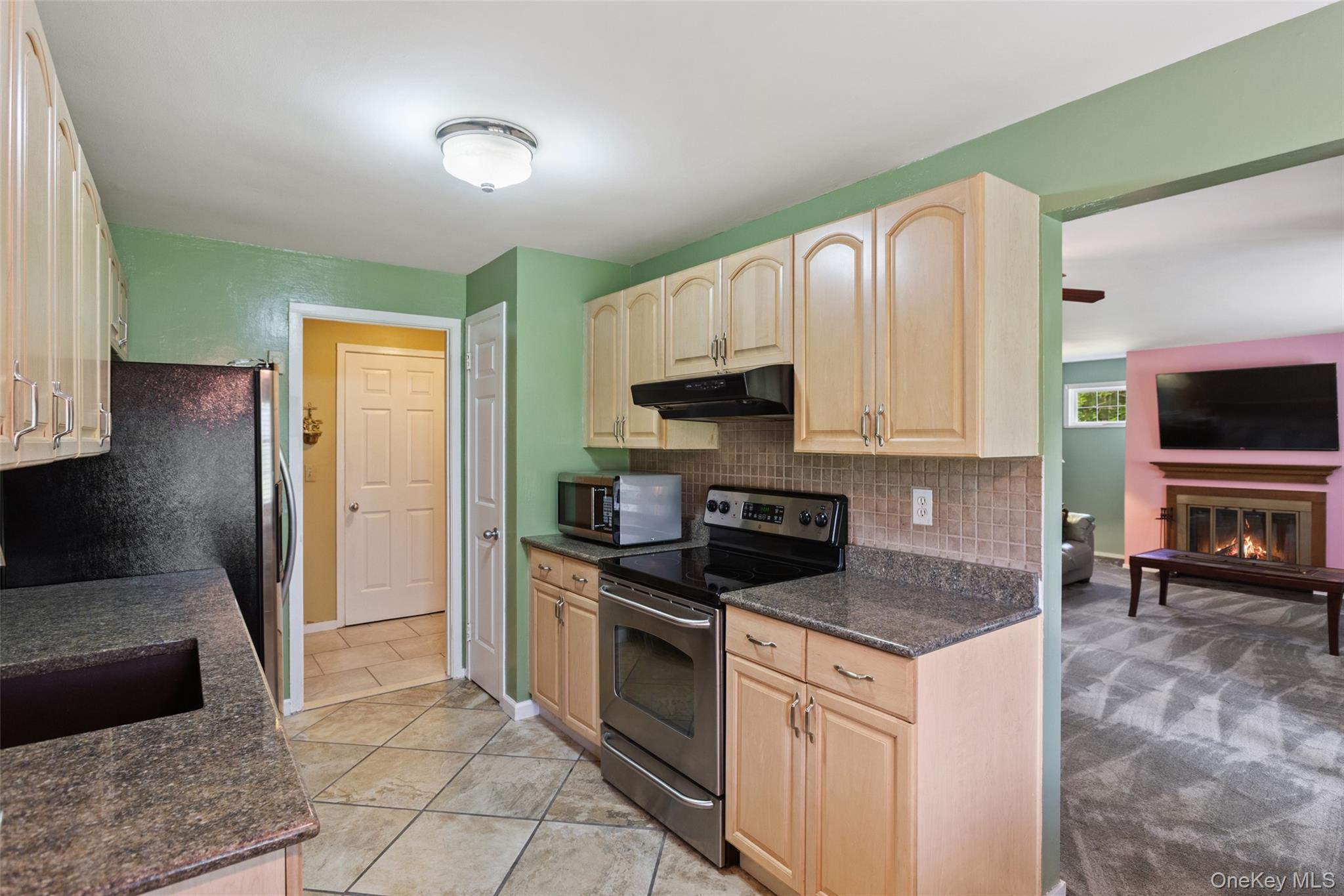 103 Holly Stream Court, Brewster, NY 10509