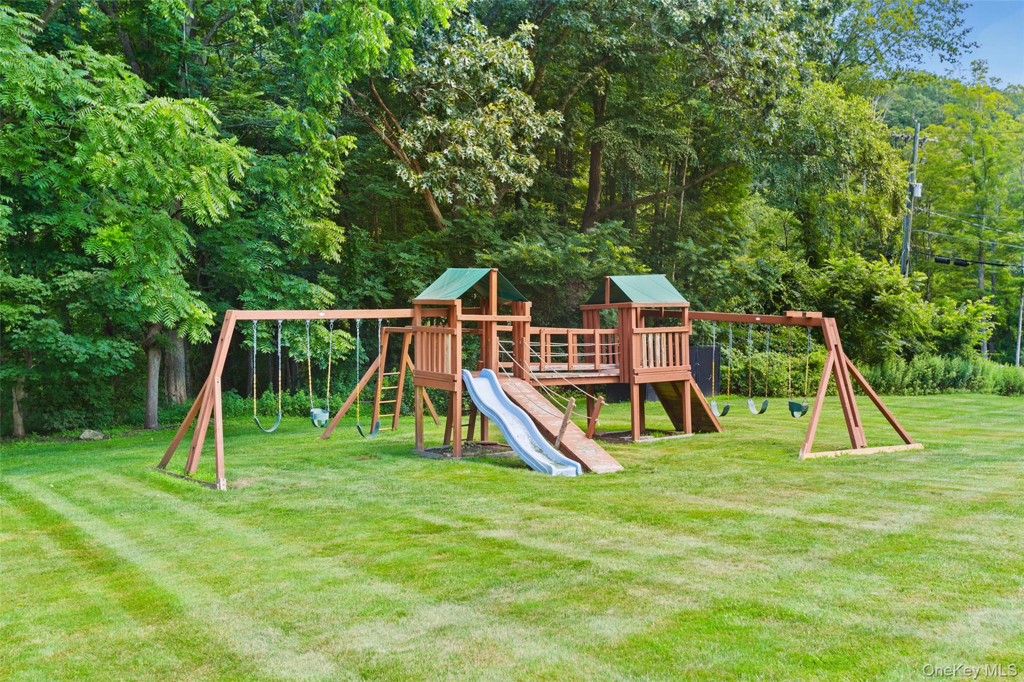 103 Holly Stream Court, Brewster, NY 10509