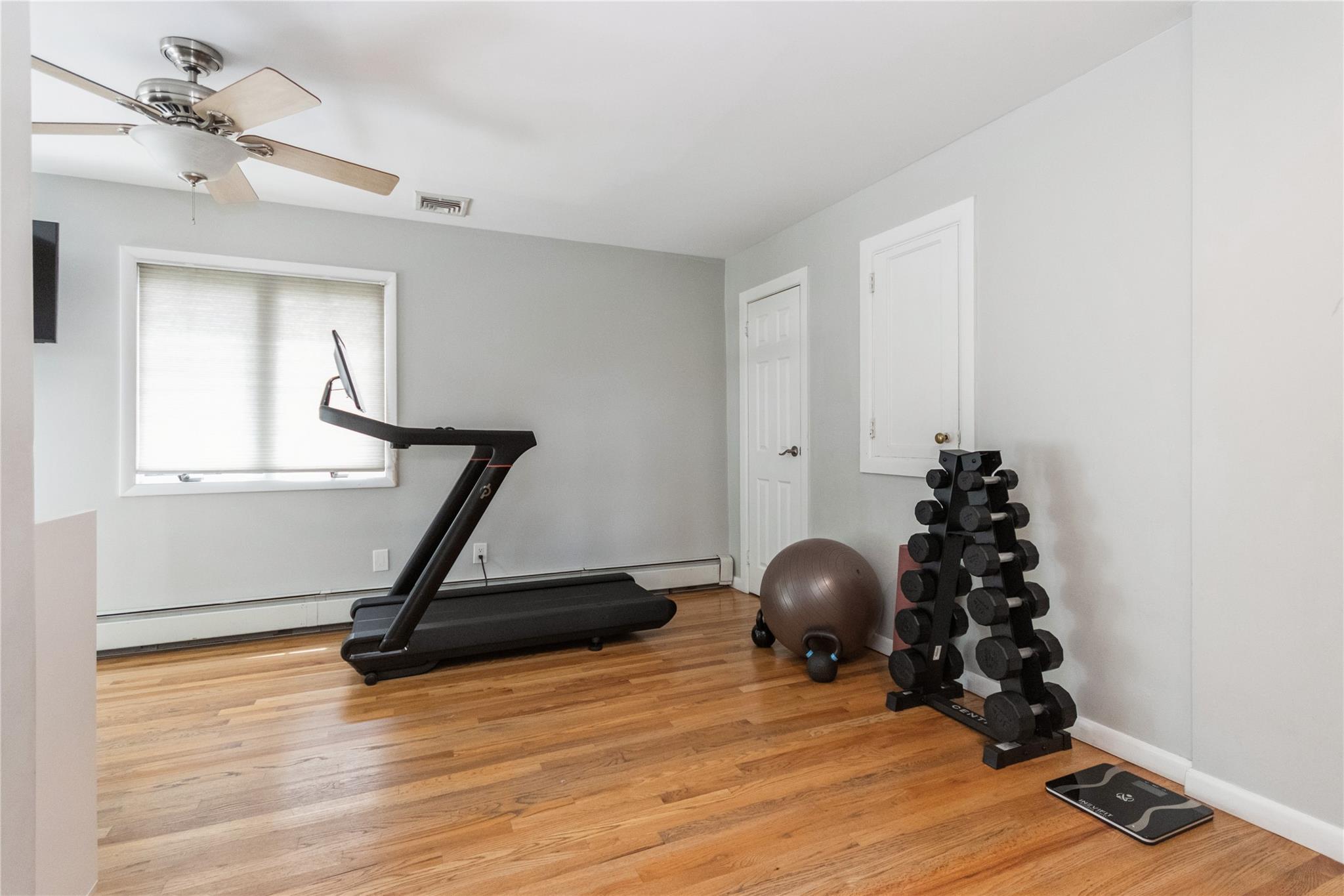 14 Gleneida Boulevard, Mahopac, NY 10541