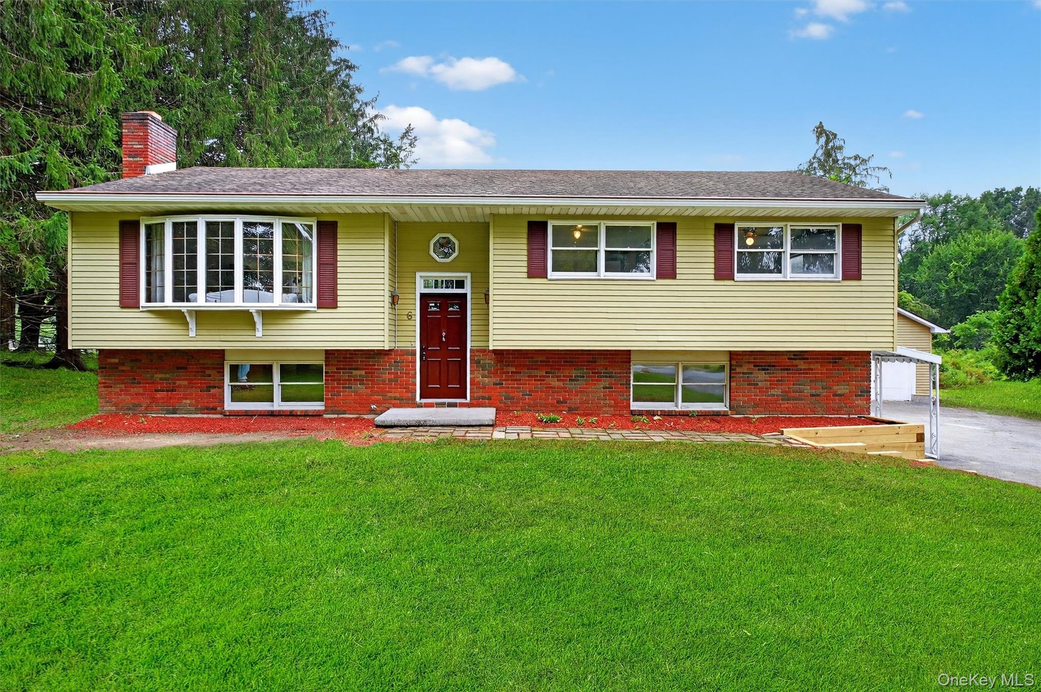 6 Beaver Road, Lagrangeville, NY 12540