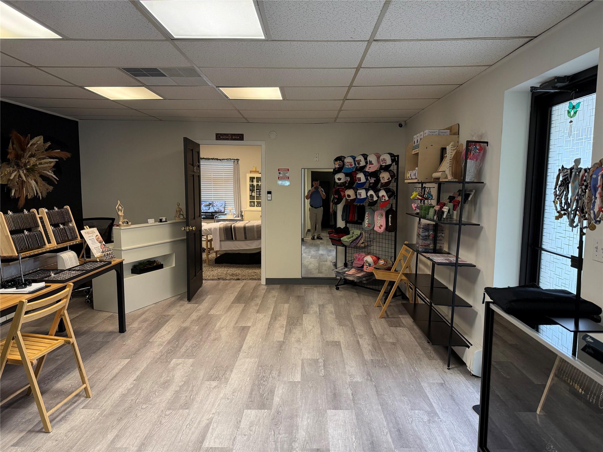 409 Fort Salonga Road, Northport, NY 11768