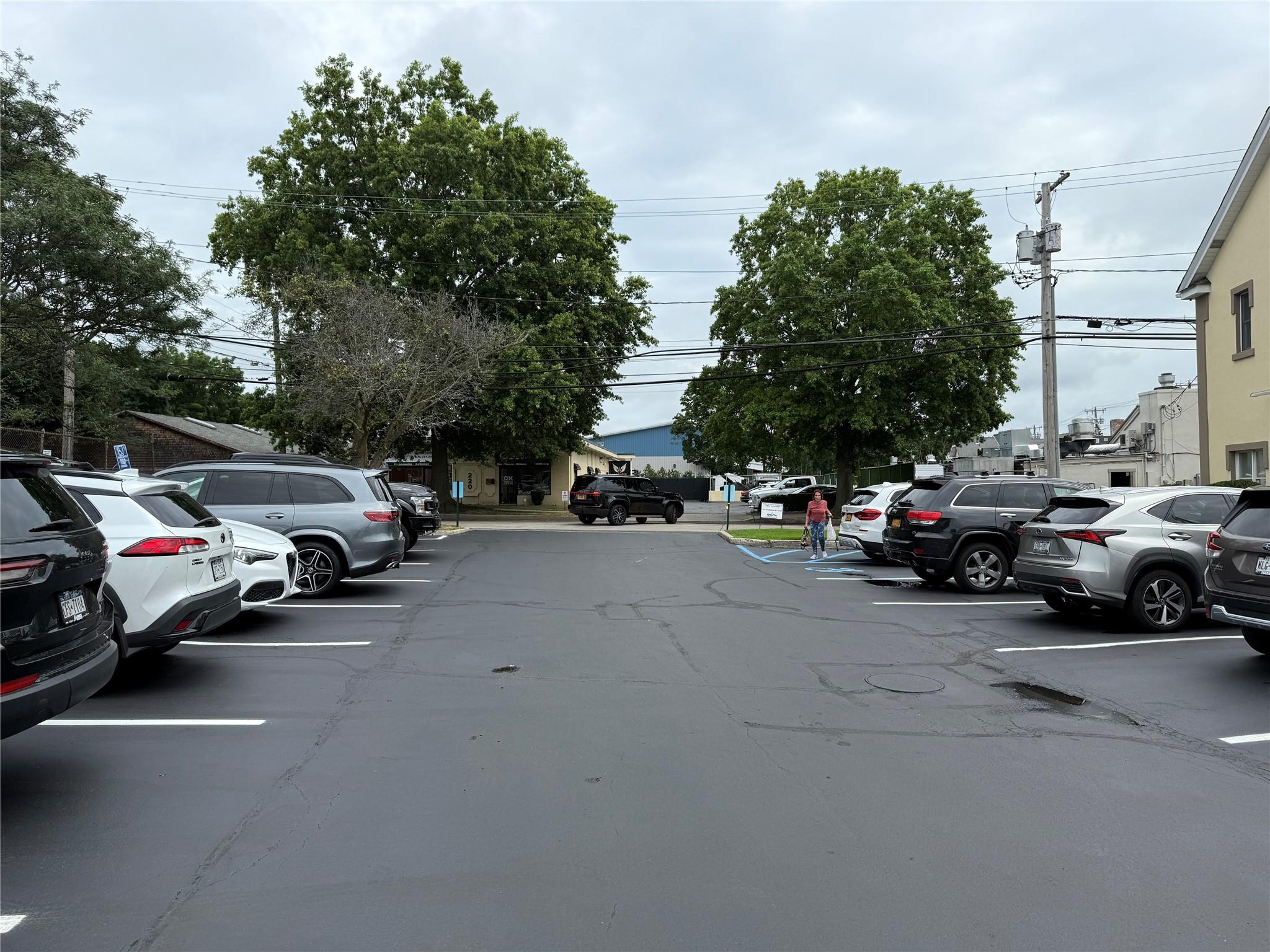 409 Fort Salonga Road, Northport, NY 11768