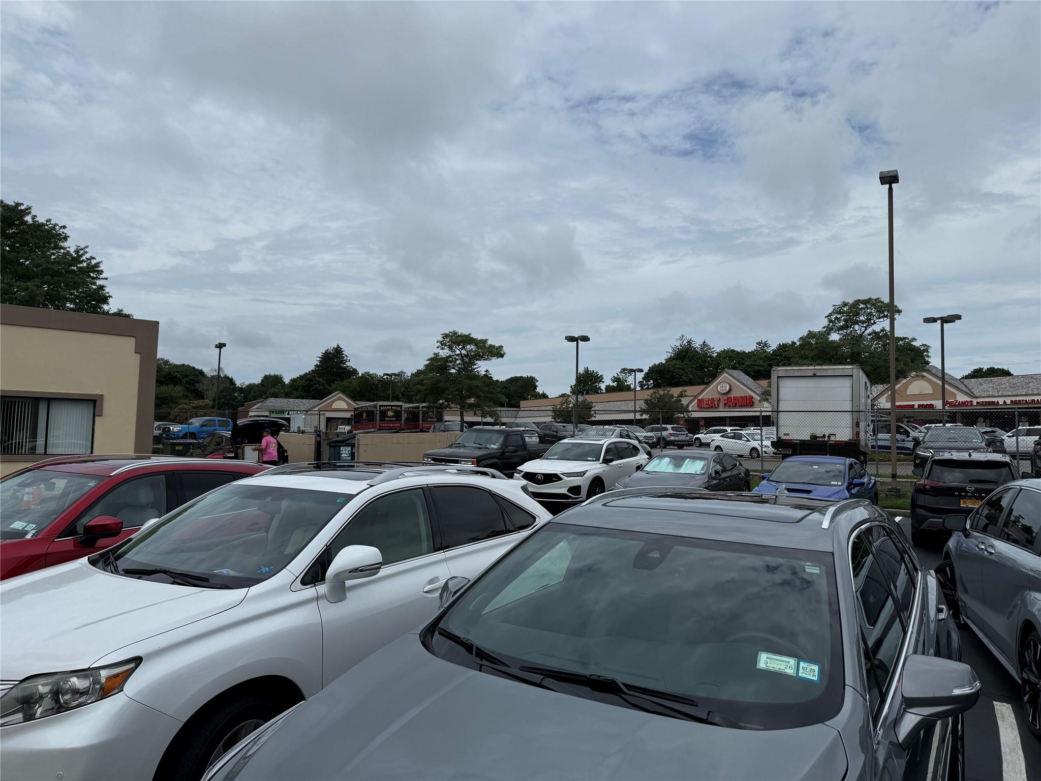 409 Fort Salonga Road, Northport, NY 11768