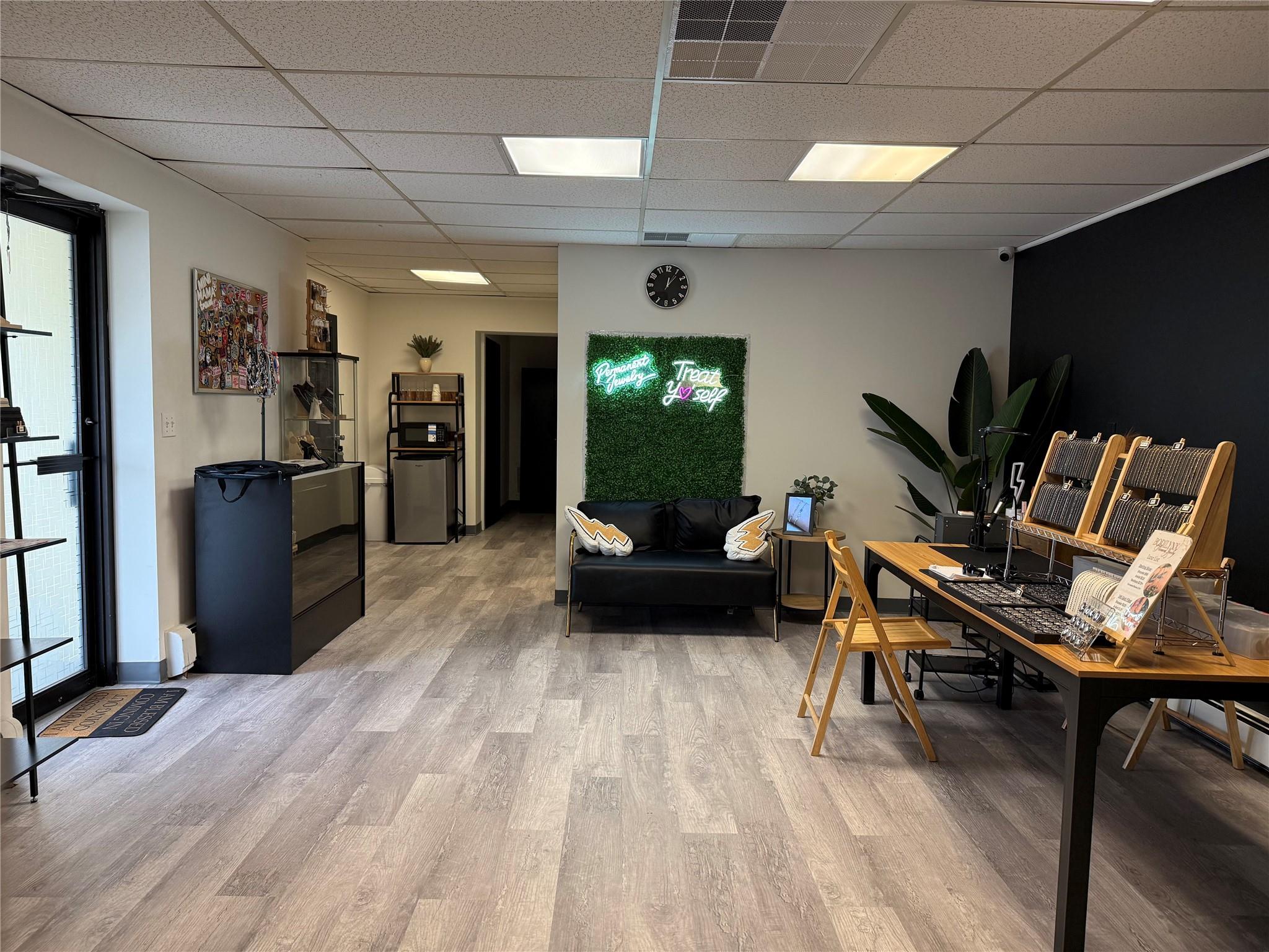 409 Fort Salonga Road, Northport, NY 11768