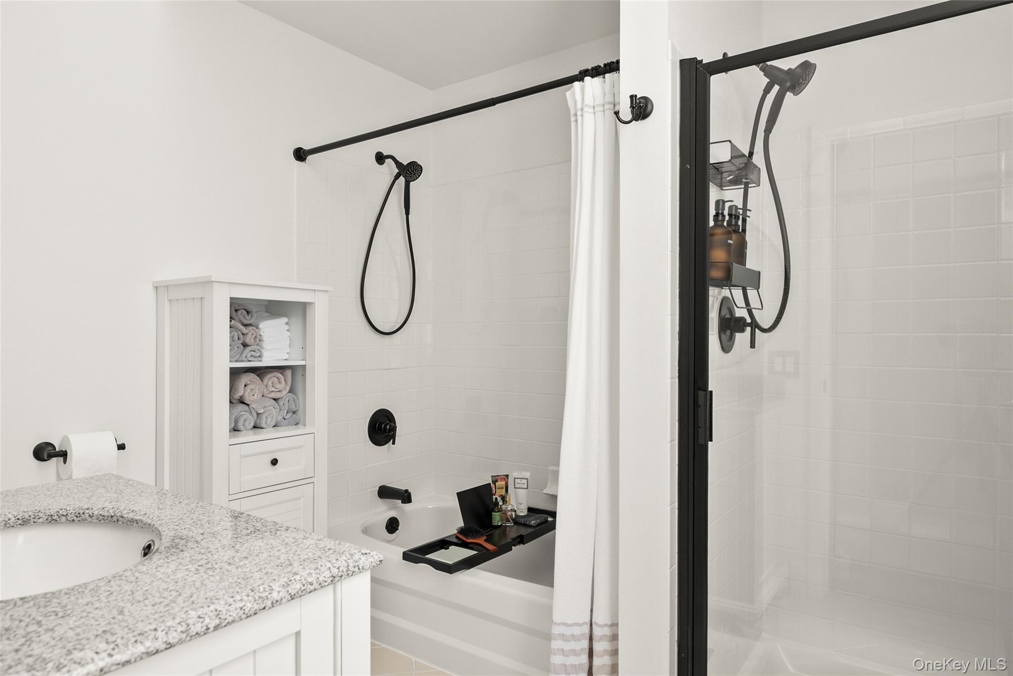 95 Erin Lane, Setauket, NY 11733