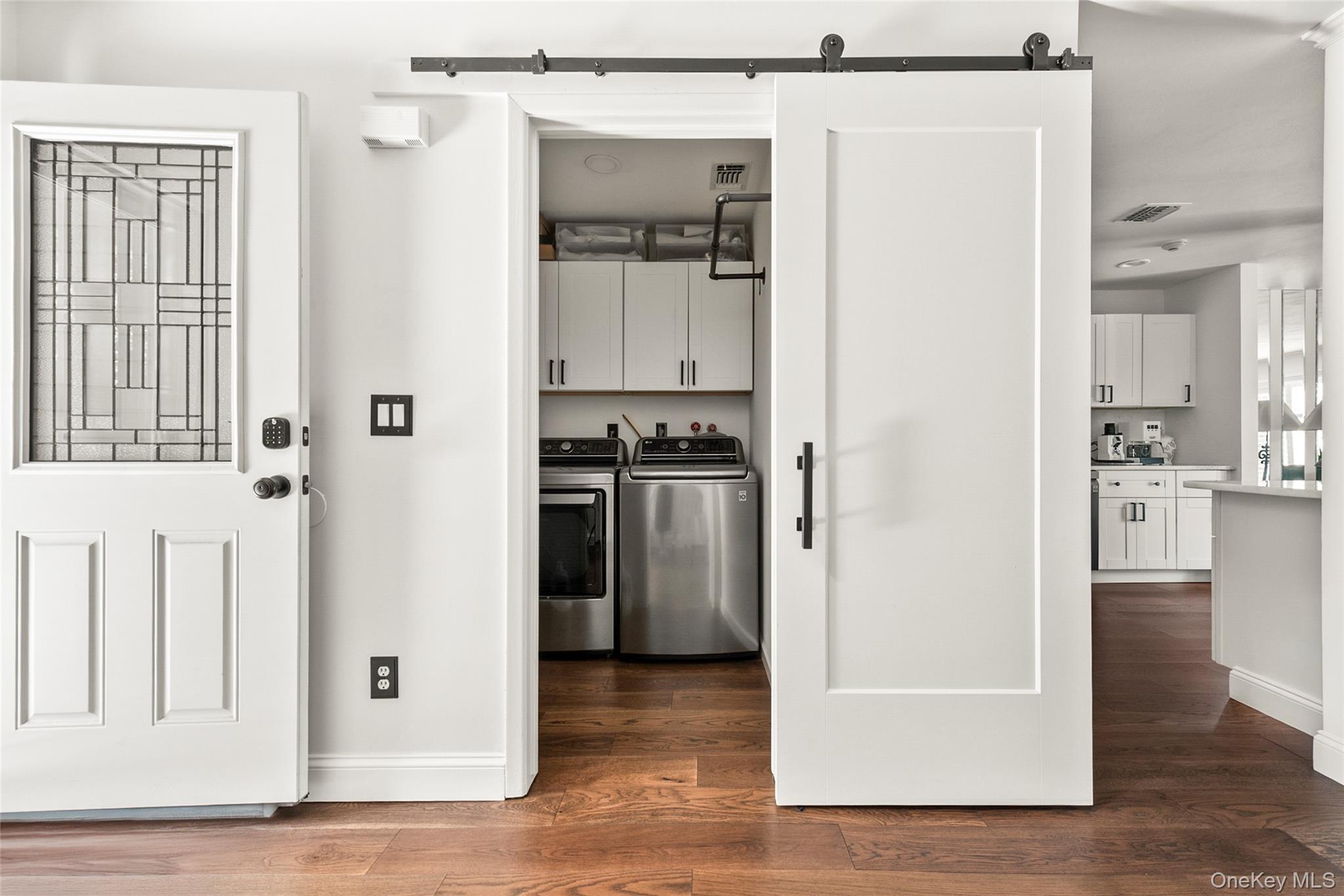 95 Erin Lane, Setauket, NY 11733