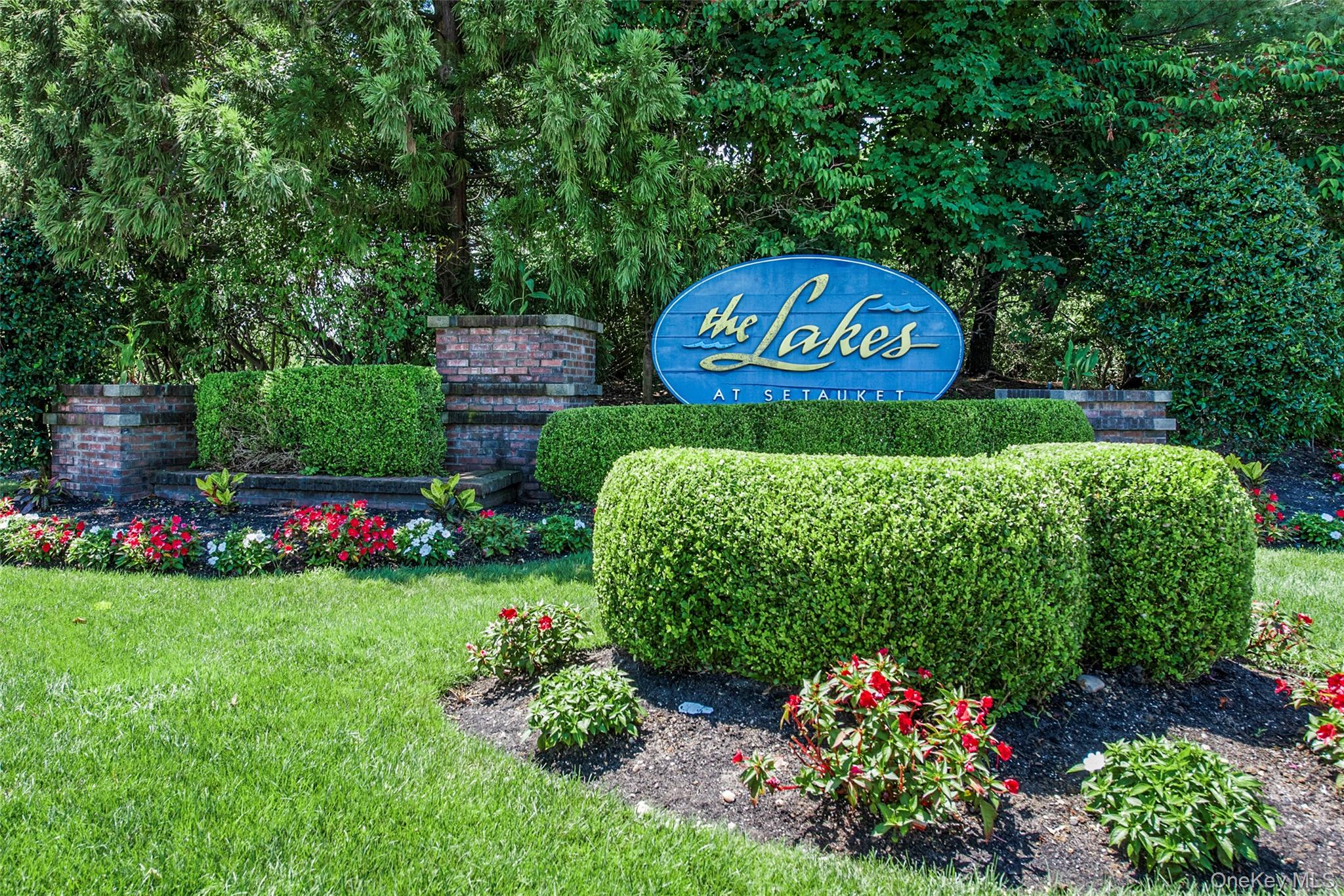 95 Erin Lane, Setauket, NY 11733